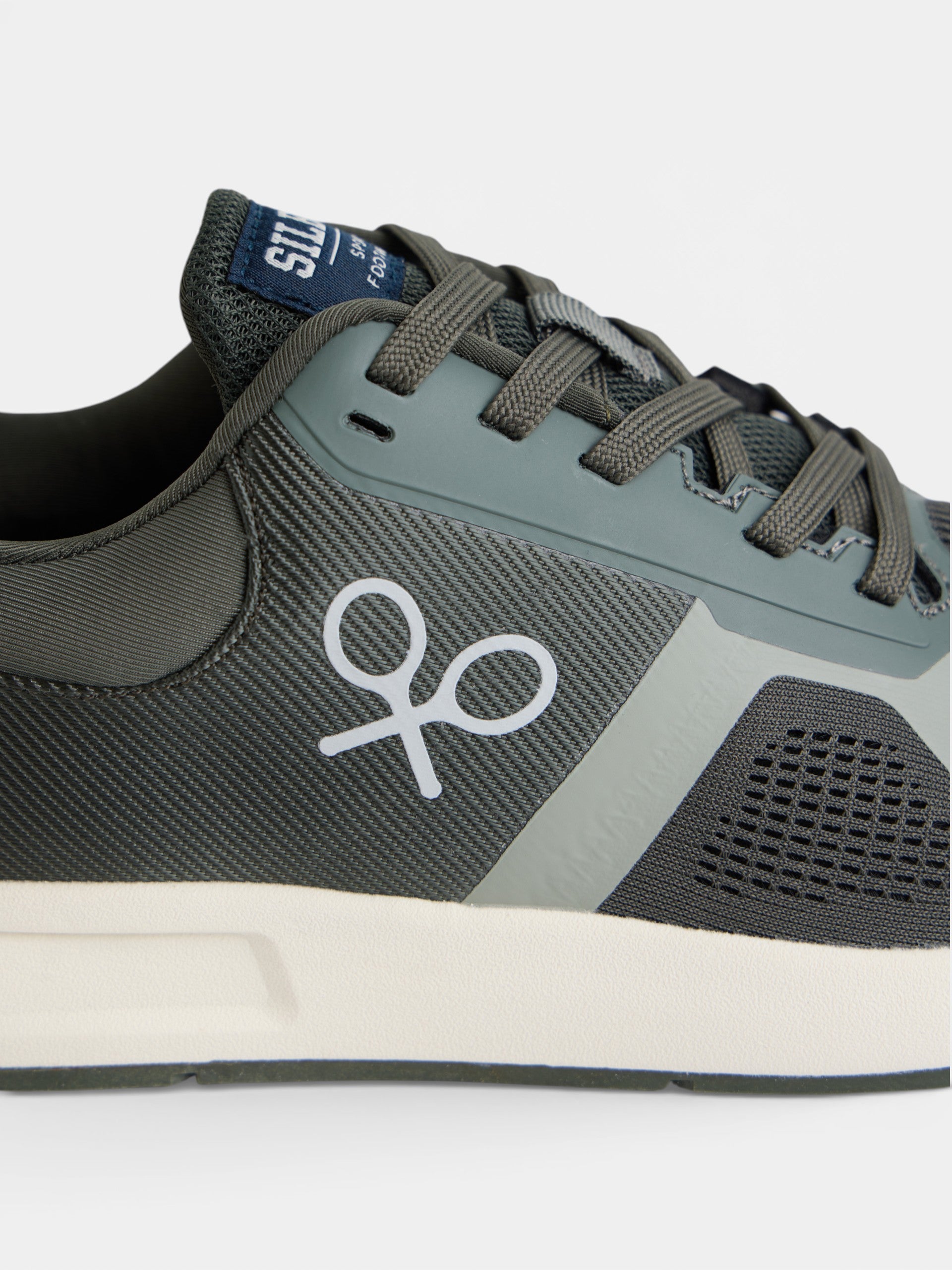 Zapatilla slice runner verde oscuro