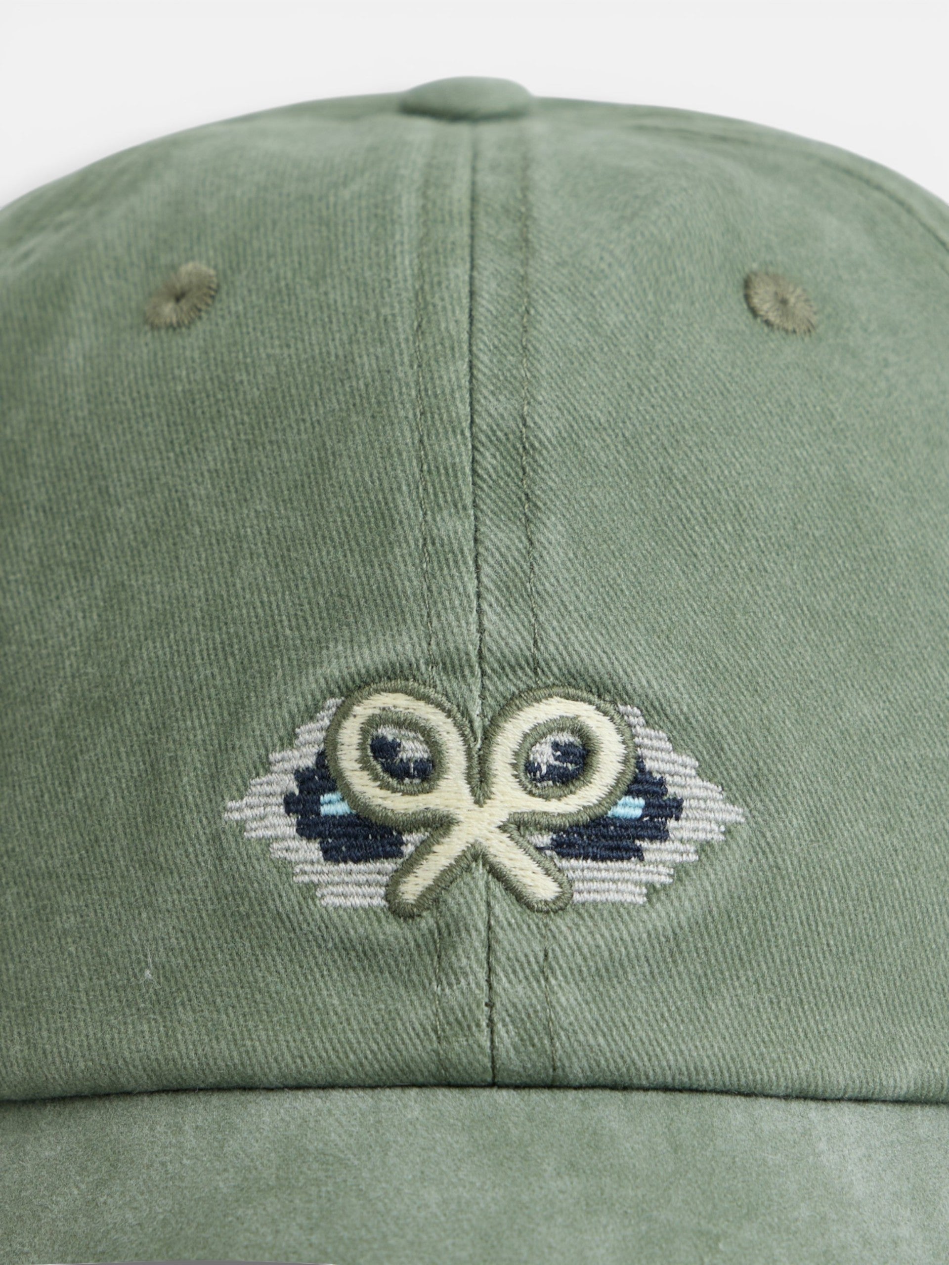 Green ethnic racket cap