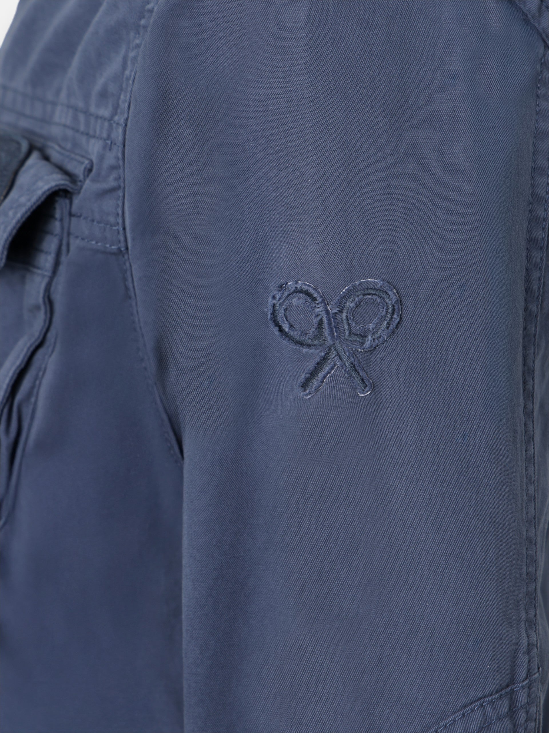 Parka azul-marinho com emblemas