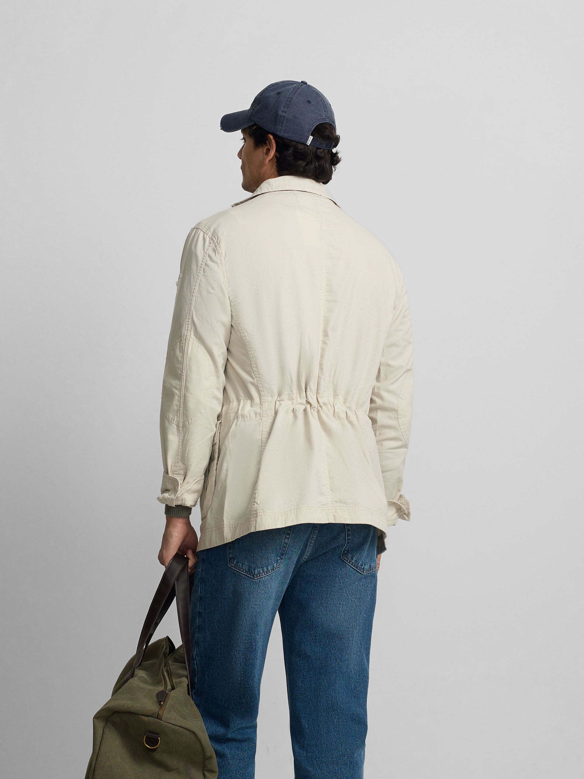 Parka com remendos pedra