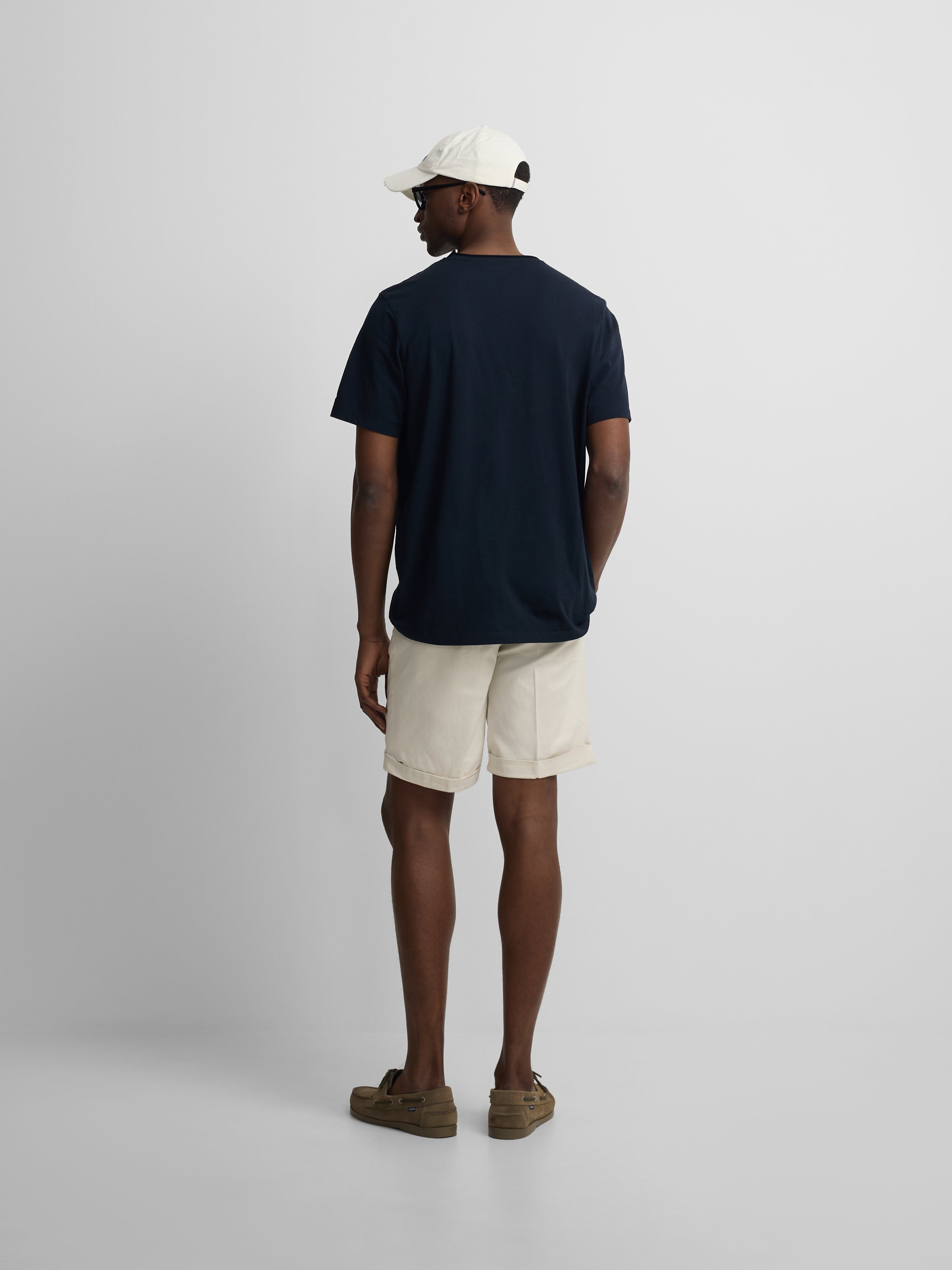 Camiseta cuello roll azul marino