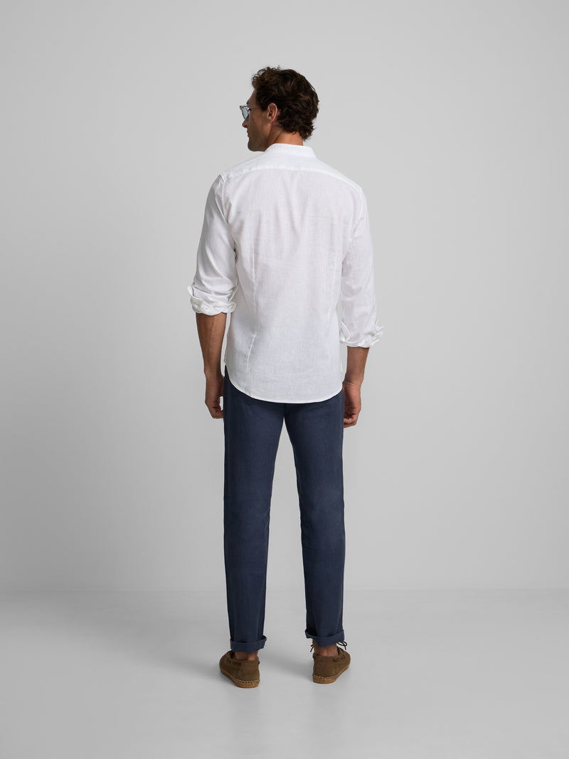 Chemise sport col mao blanche