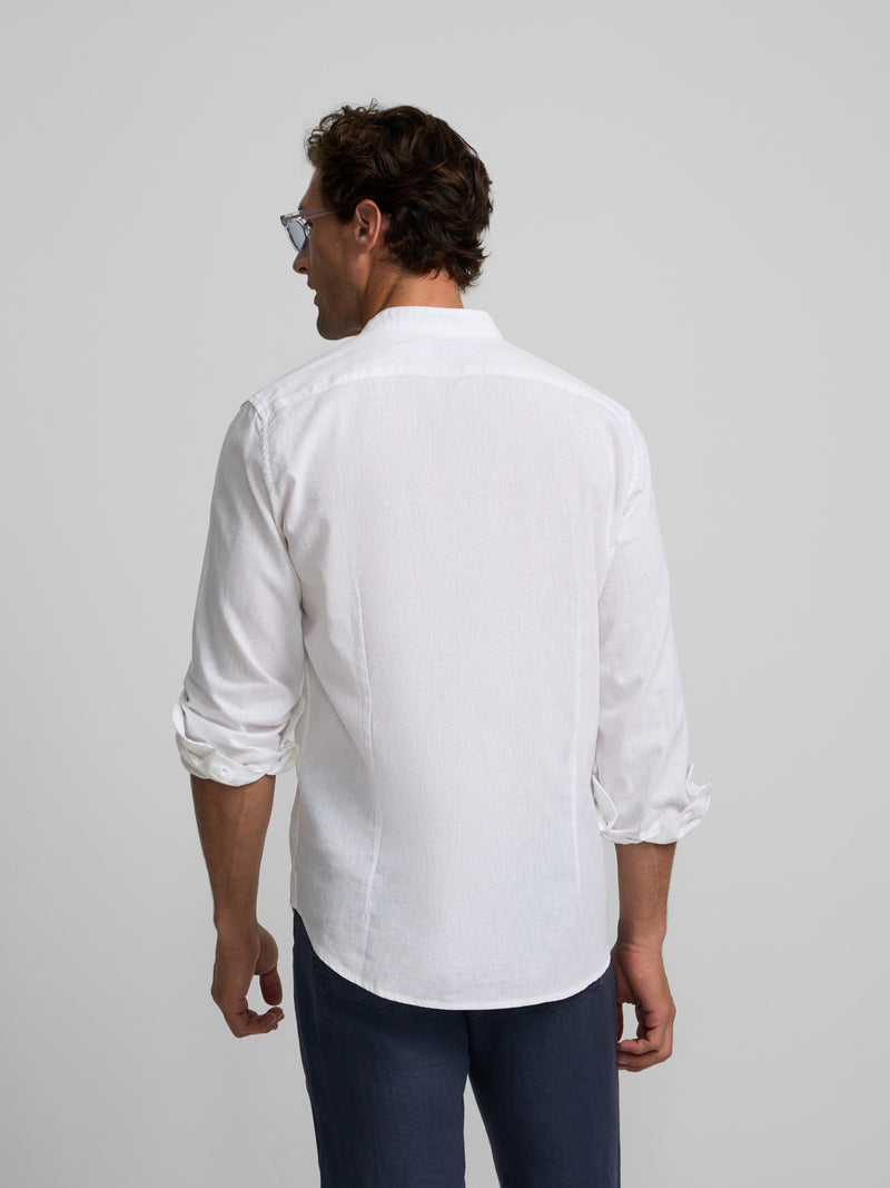 Chemise sport col mao blanche