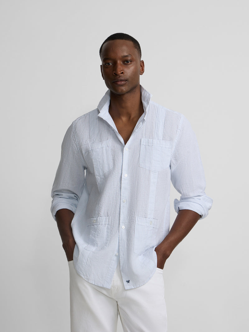 Guayabera desportiva de linho às riscas azul celeste