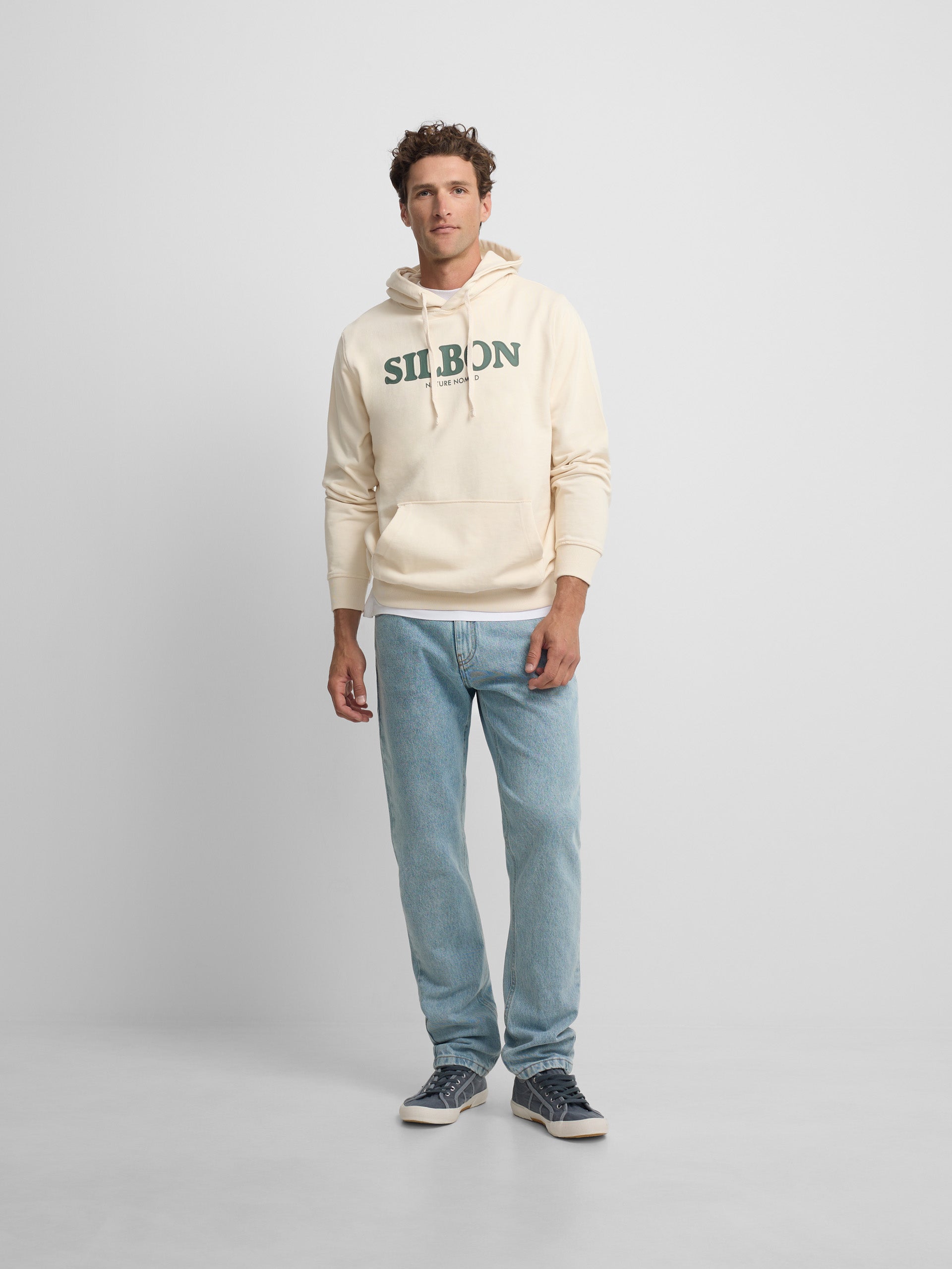 Sudadera capucha nomad crema