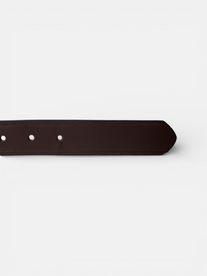Leather belt with ethnic engravings
