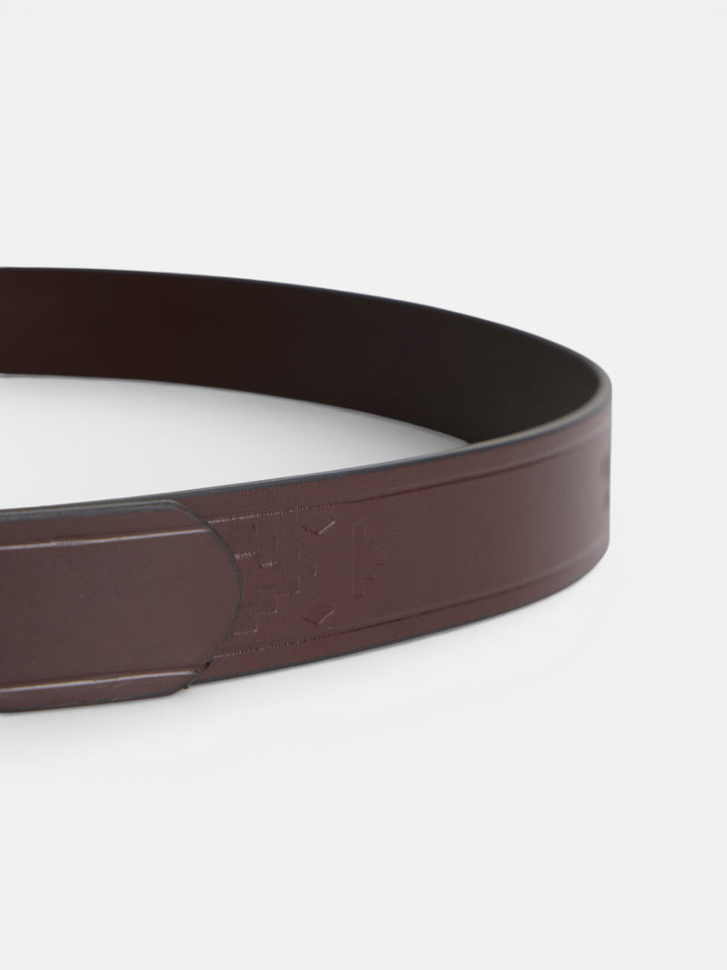 Leather belt with ethnic engravings