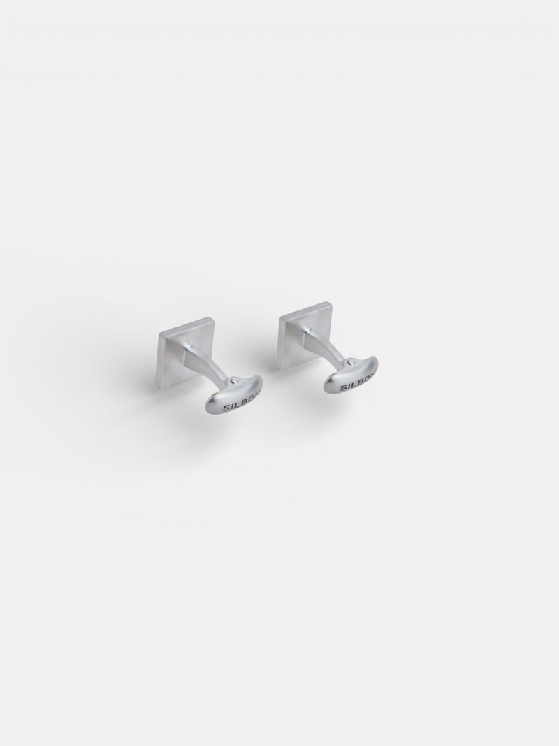 Bouton de manchette carré match en argent vieilli