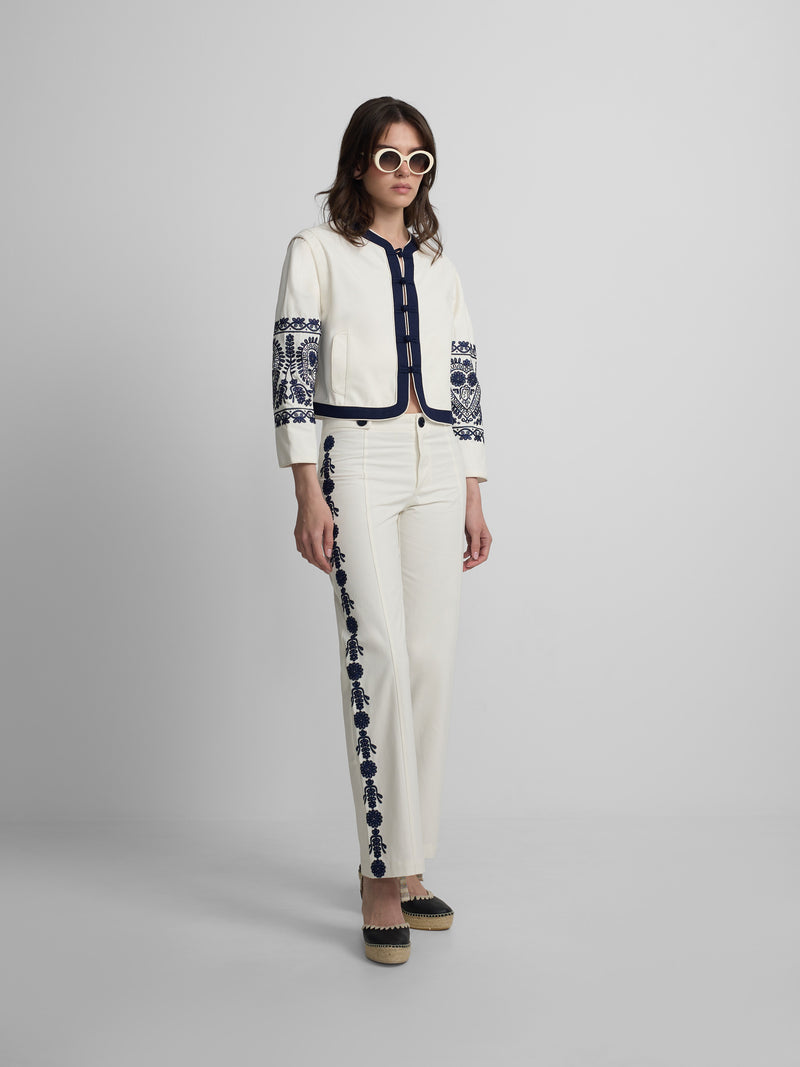 Veste col mao brodée blanche