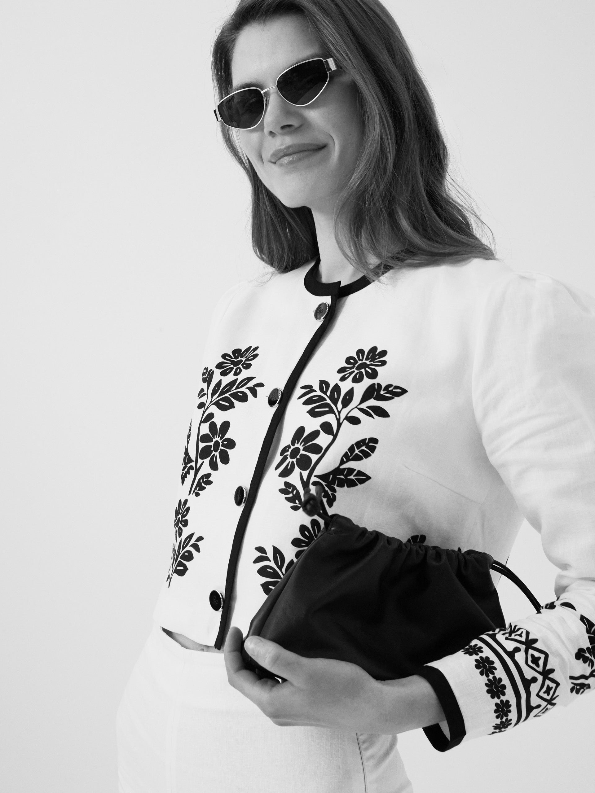 Chaqueta corta lino estampado blanca