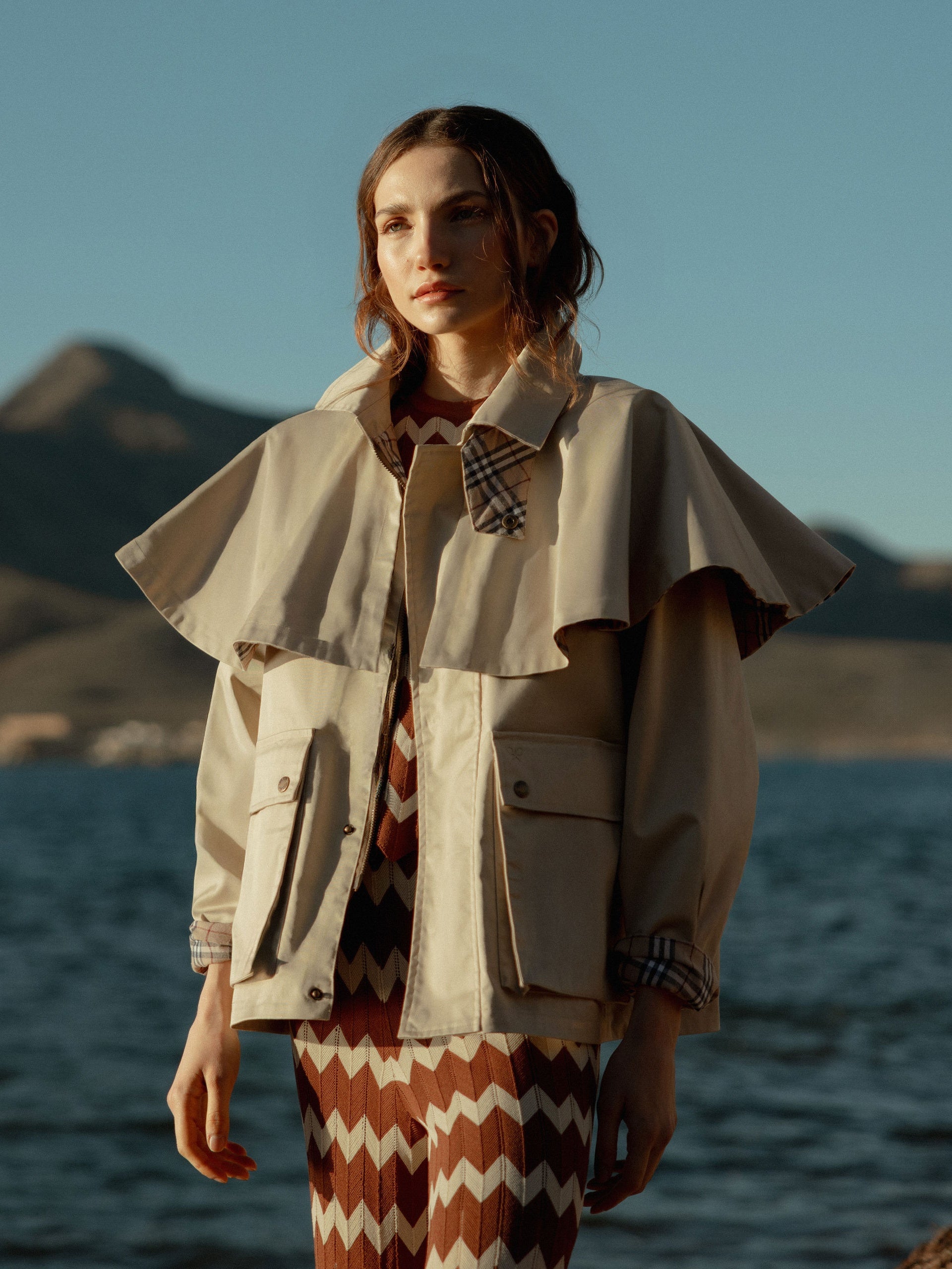 Parka corta capa marron