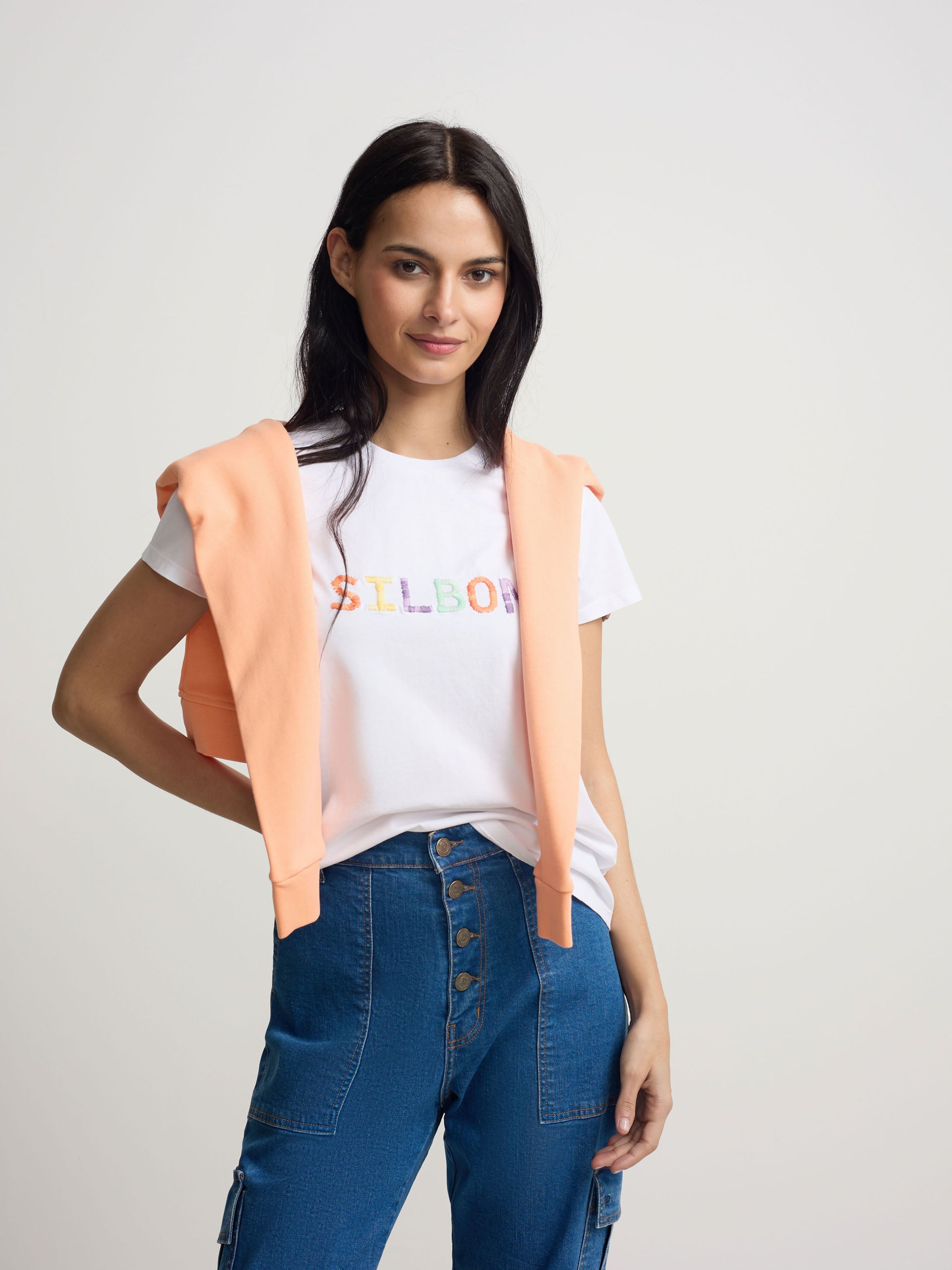 T-shirt blanc Silbon pour femme avec des gribouillis