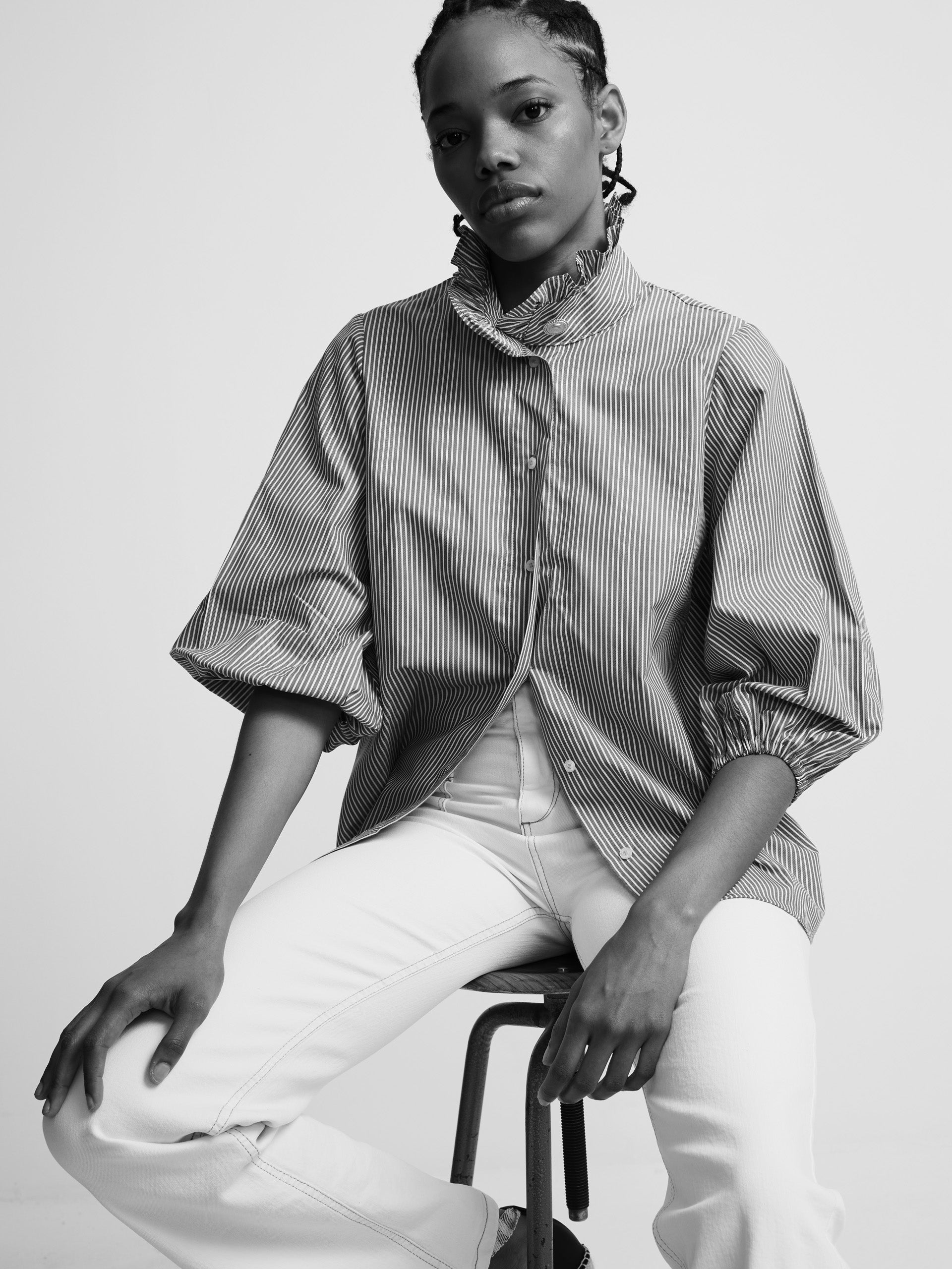 Chemise à rayures marron à manches bouffantes