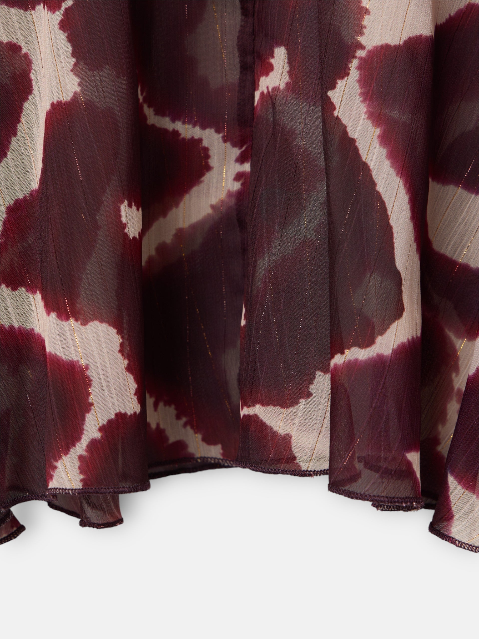 Saia comprida com folhos estampada em tons de castanho