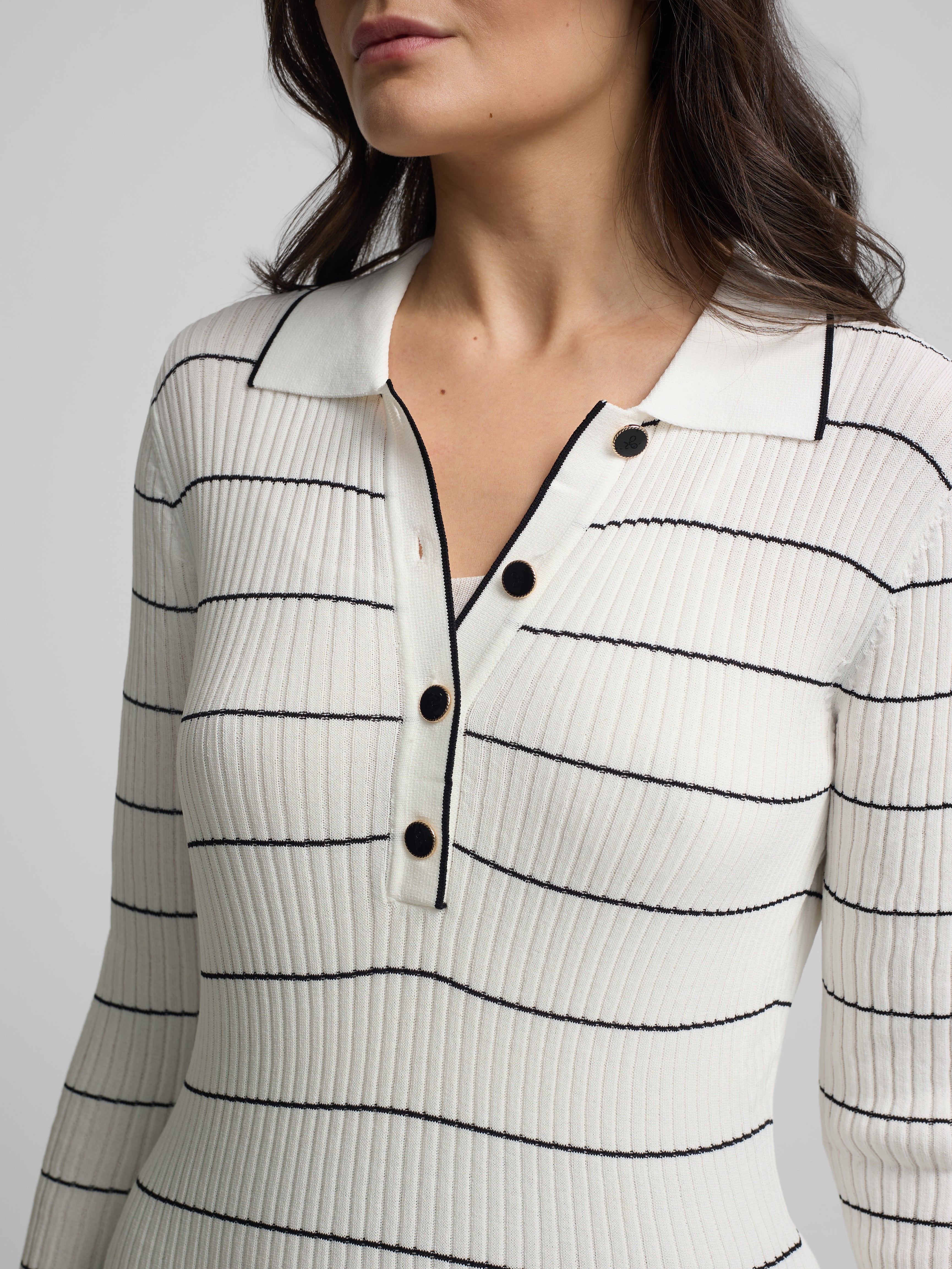 Vestido punto largo manga corta rayas crudo y negro