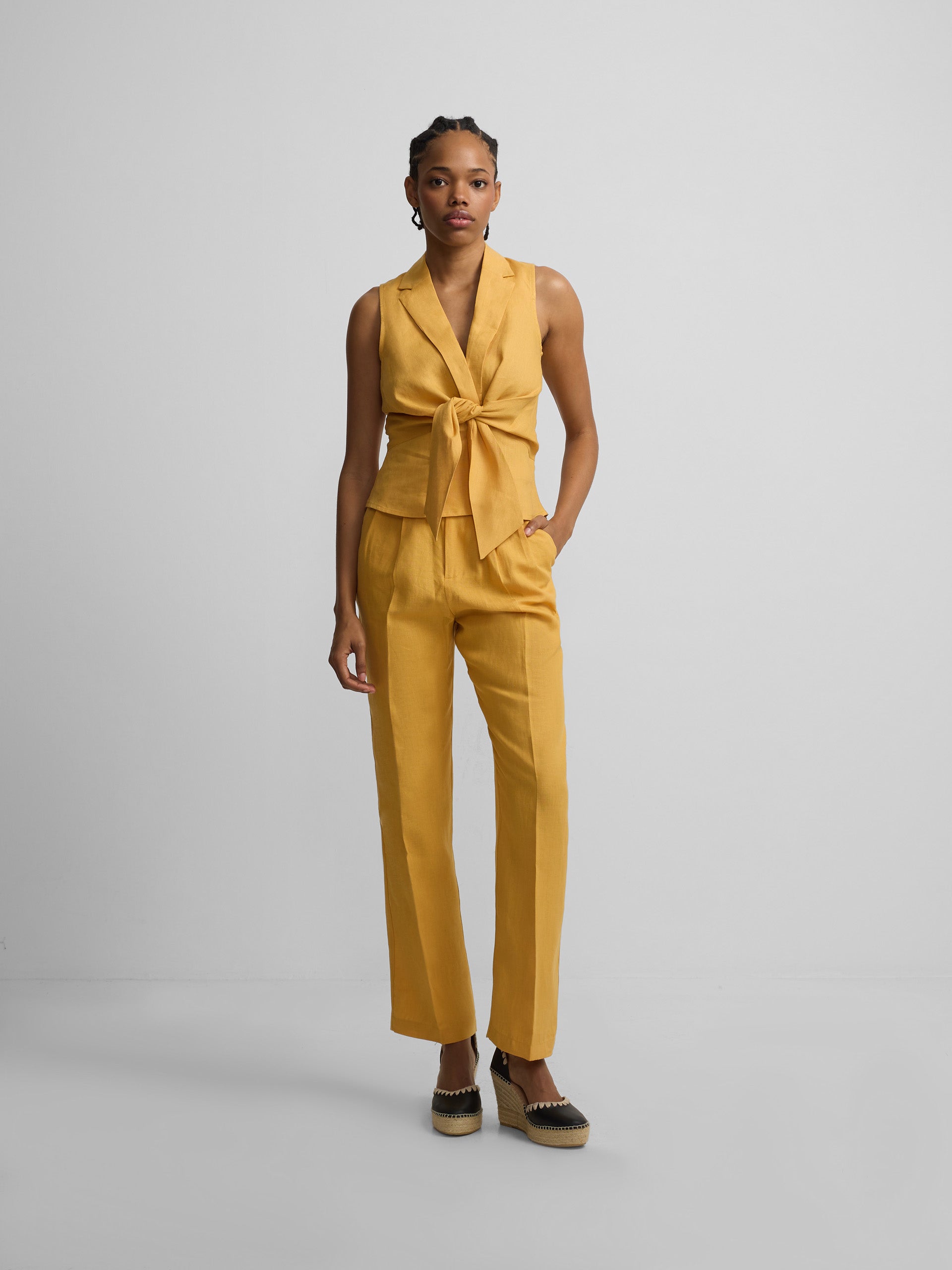 Straight yellow linen trousers