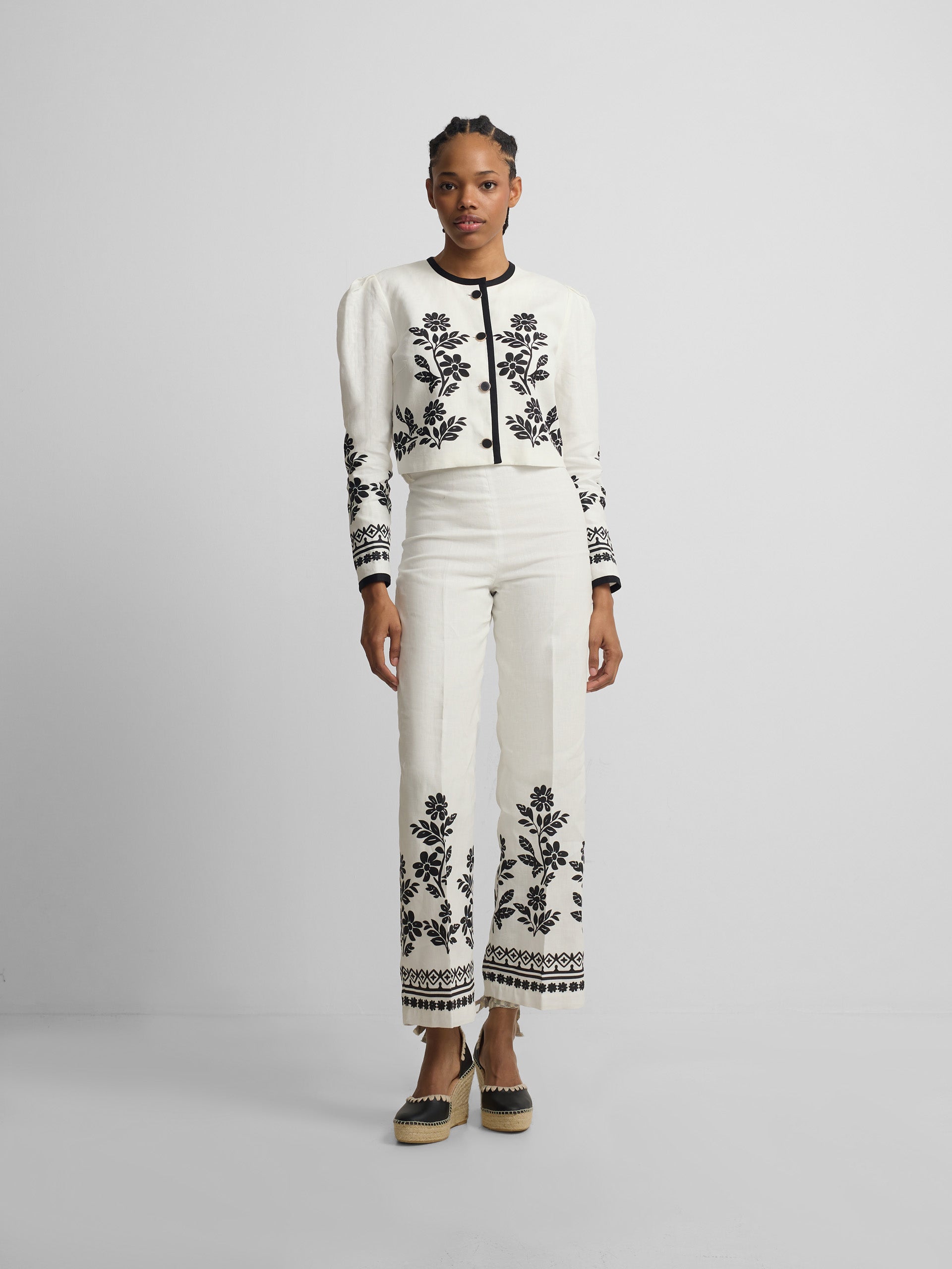 Pantalon estampado flores blanca