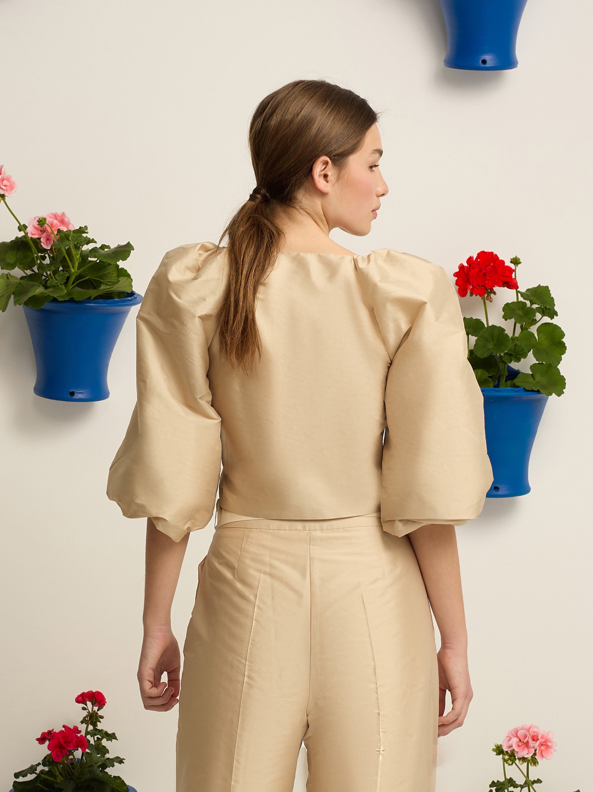 Event collection beige lantern sleeve blouse