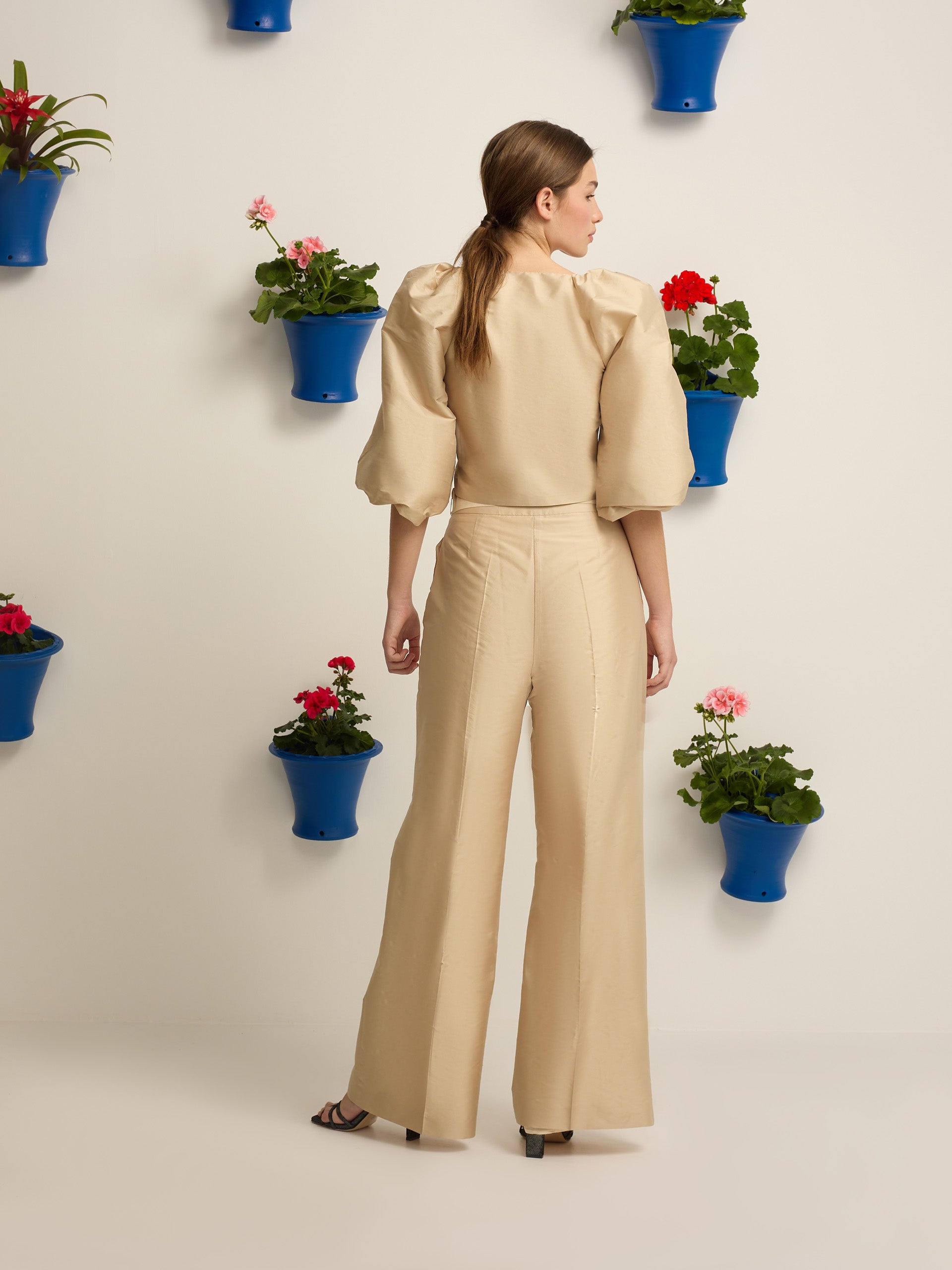 Event collection beige lantern sleeve blouse