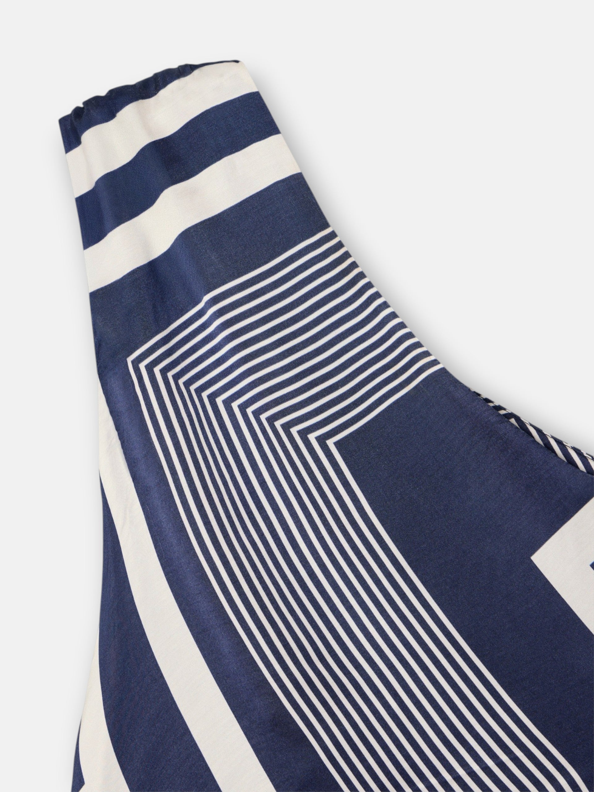 Vestido midi unique asimetrico estampado azul