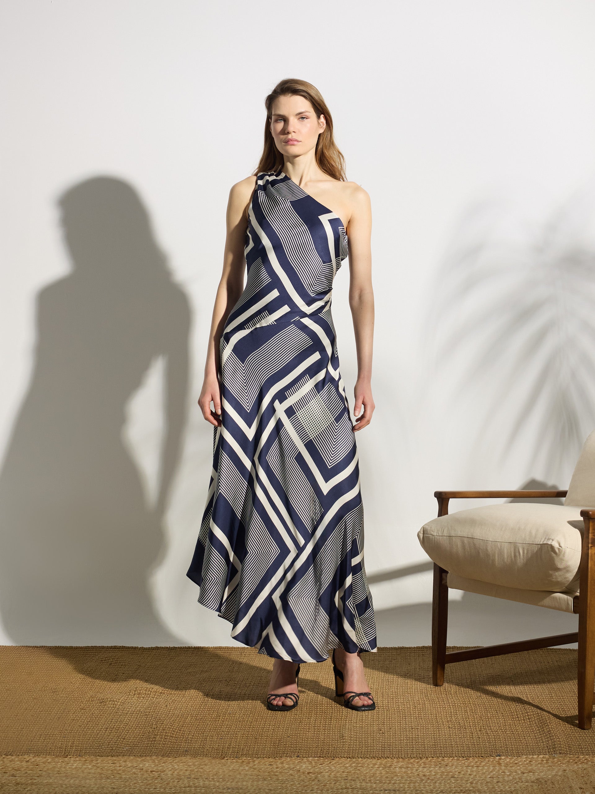 Vestido midi unique asimetrico estampado azul