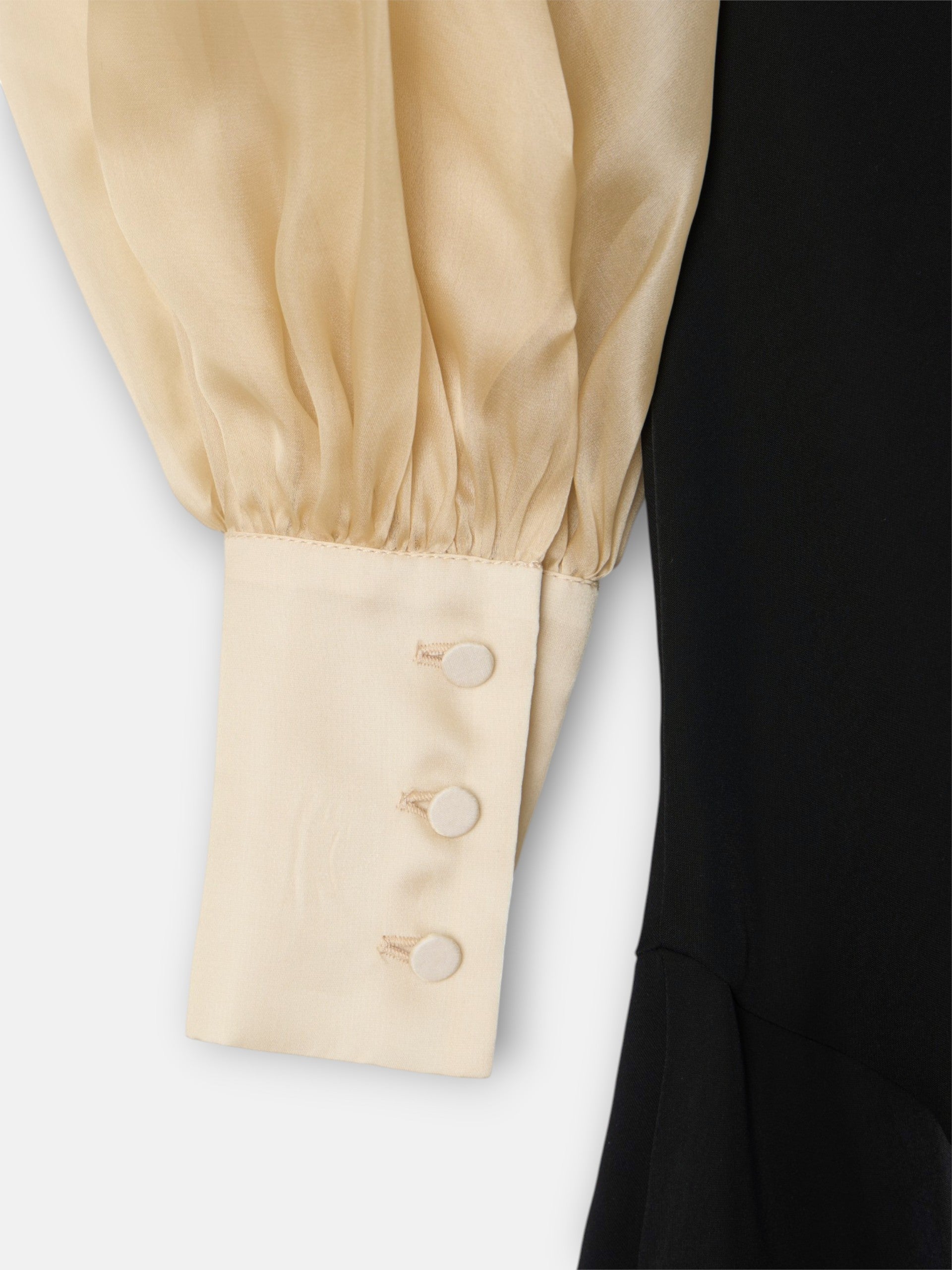 Robe CaprilexSilbon manches asymétriques organza