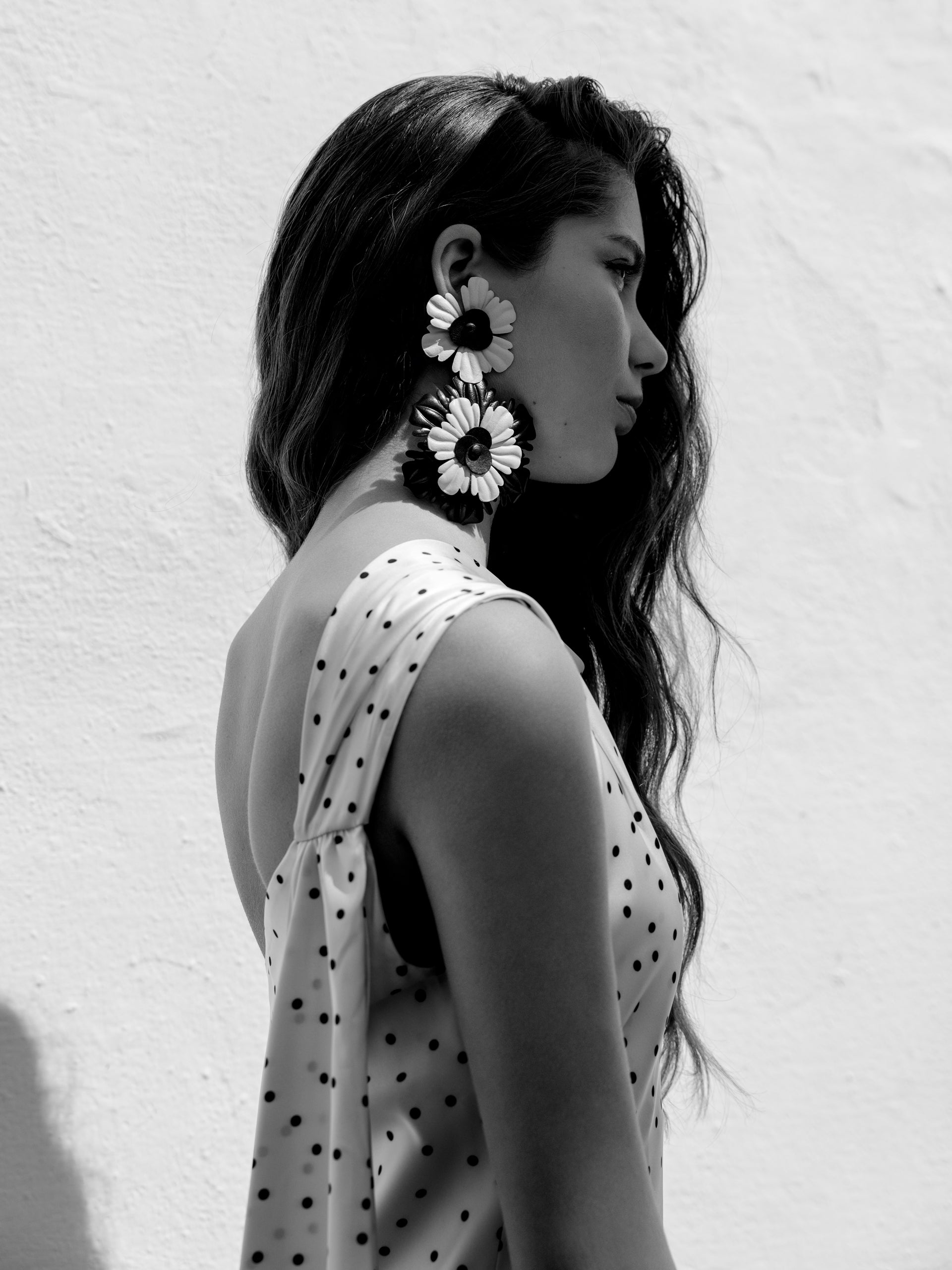 Pendiente largo velada flor napa bicolor