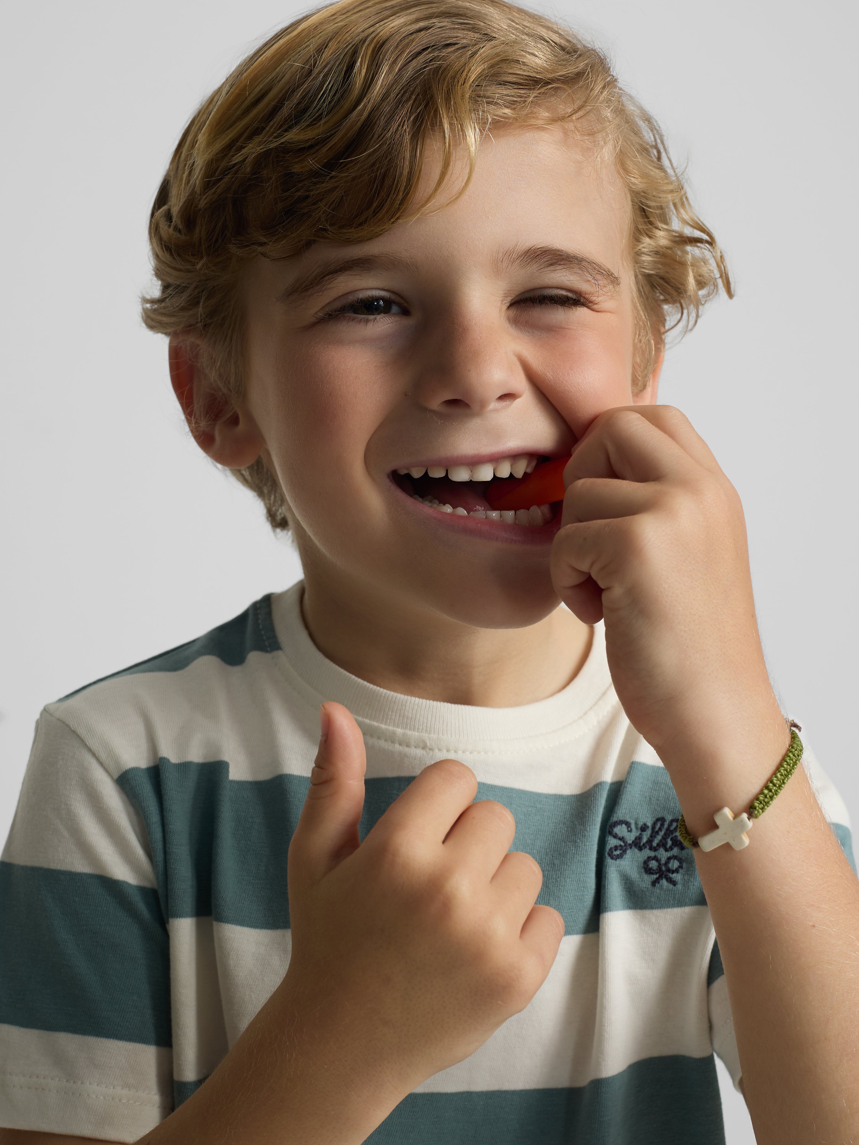 Camiseta kids raya vintage verde