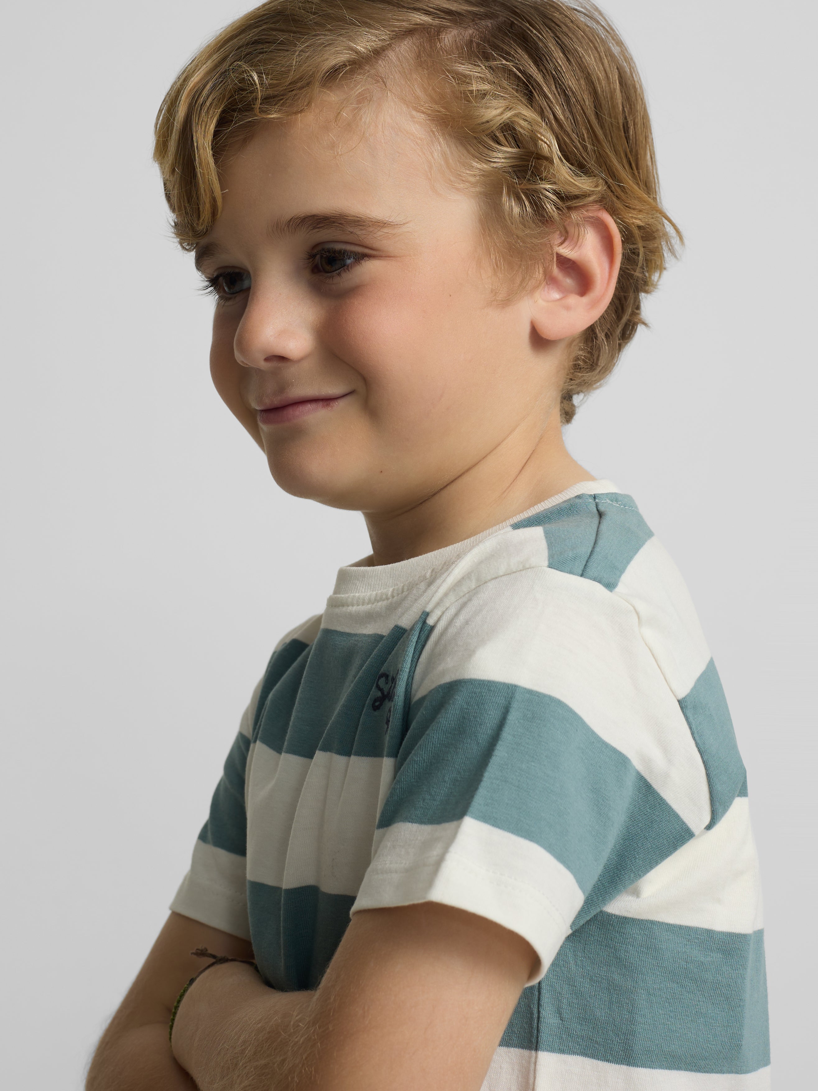 Camiseta kids raya vintage verde