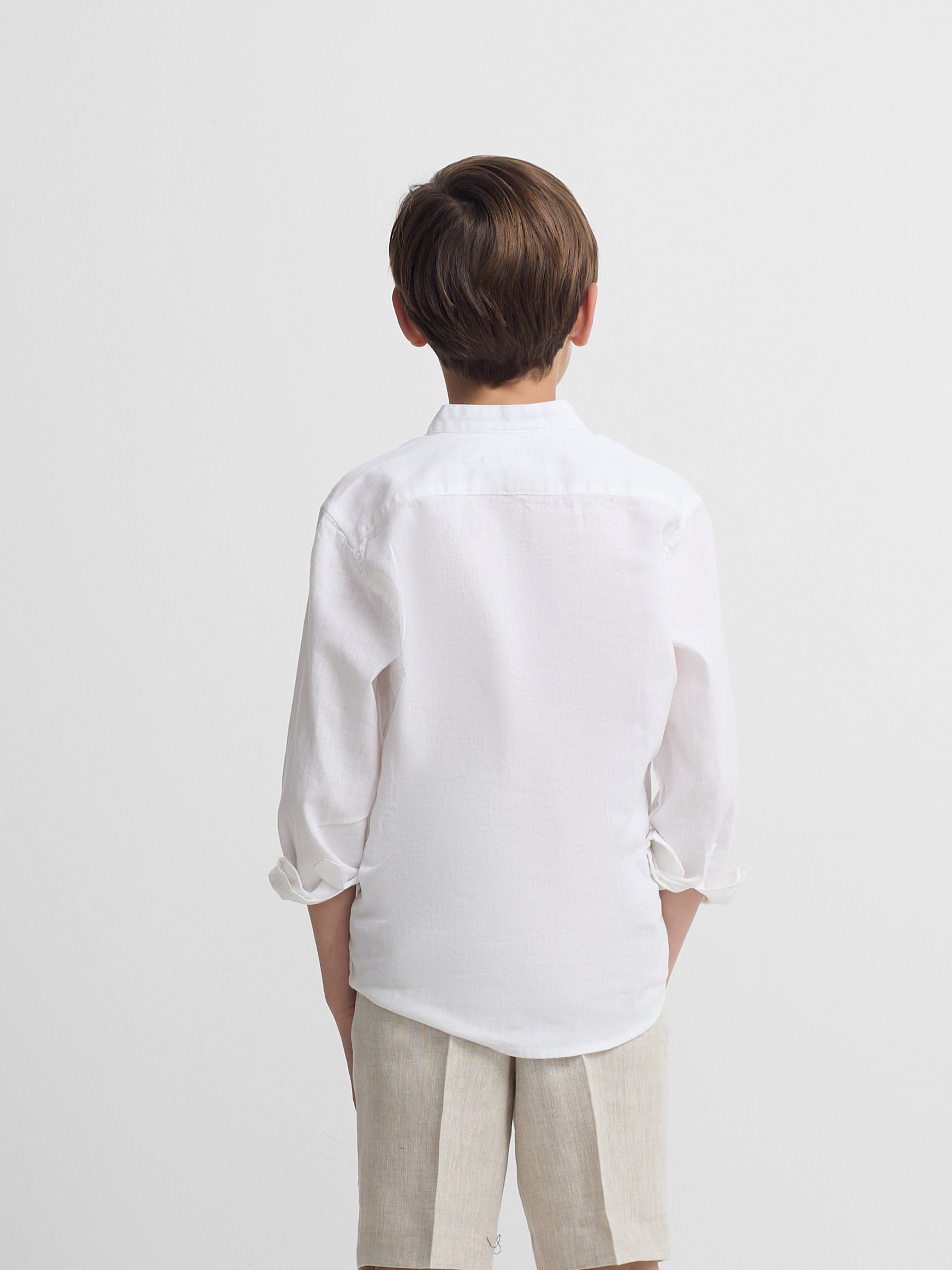 Chemise sport enfant en lin col mao blanc