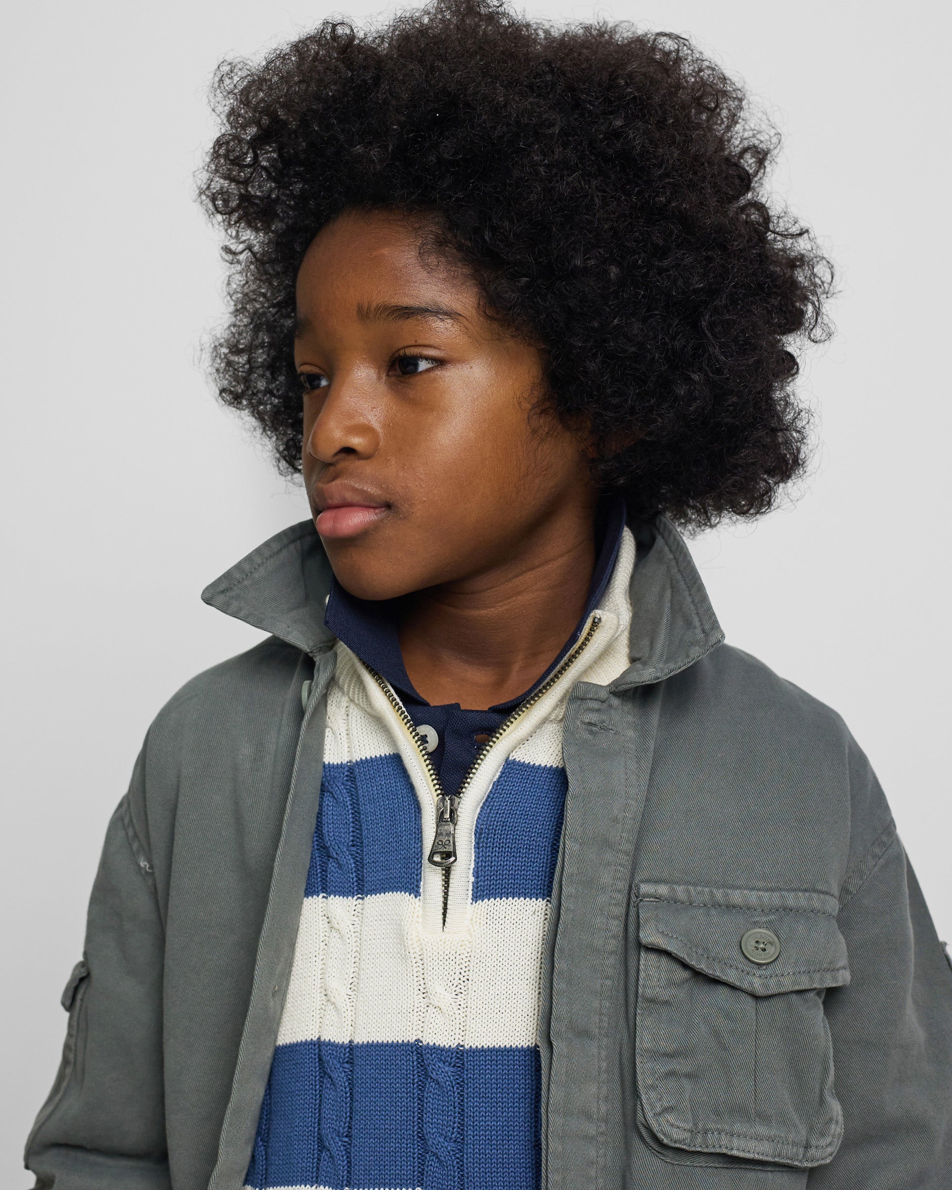 Casaco kids com bolsos e remendos verde