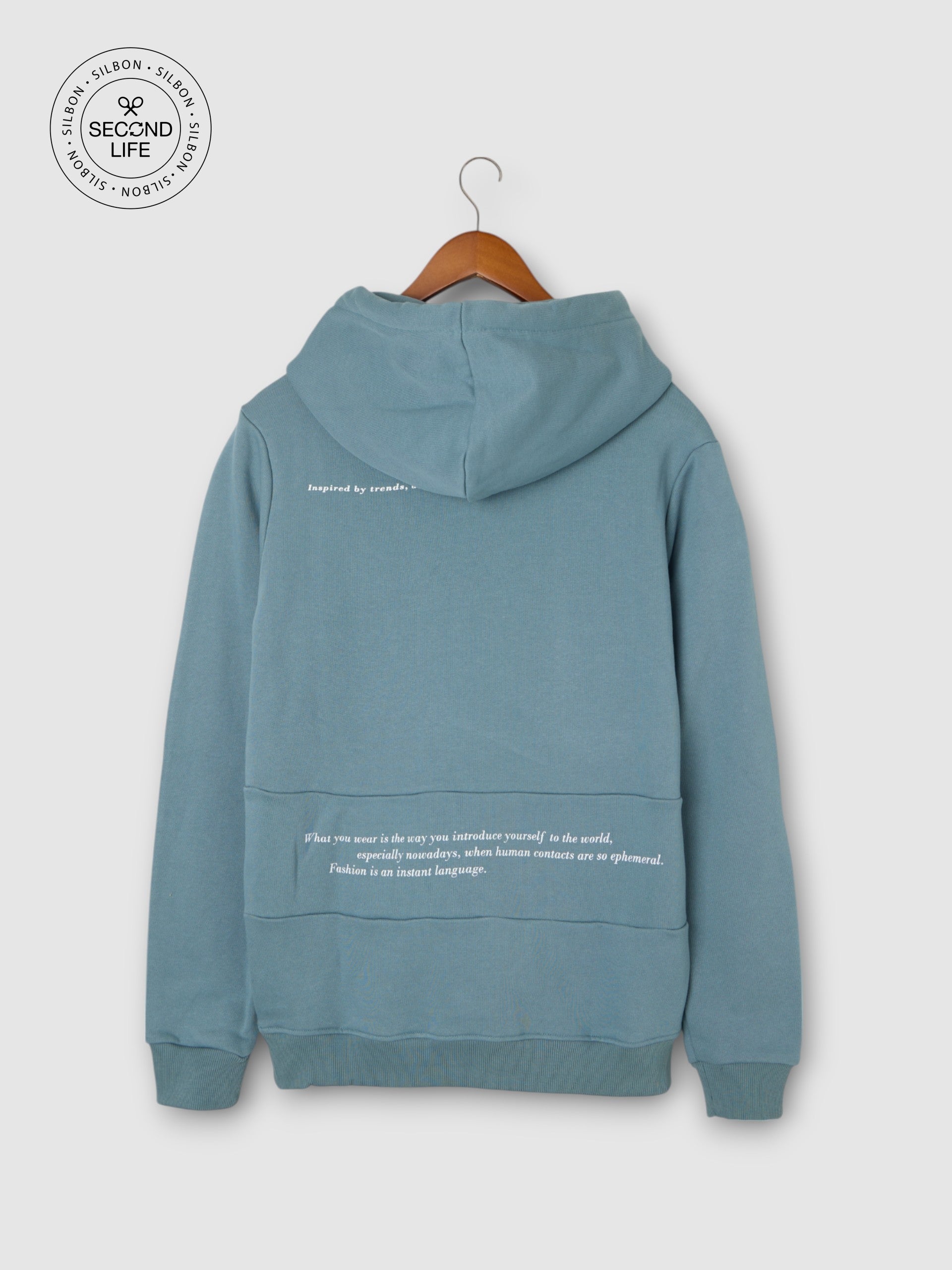 Sweatshirt second life