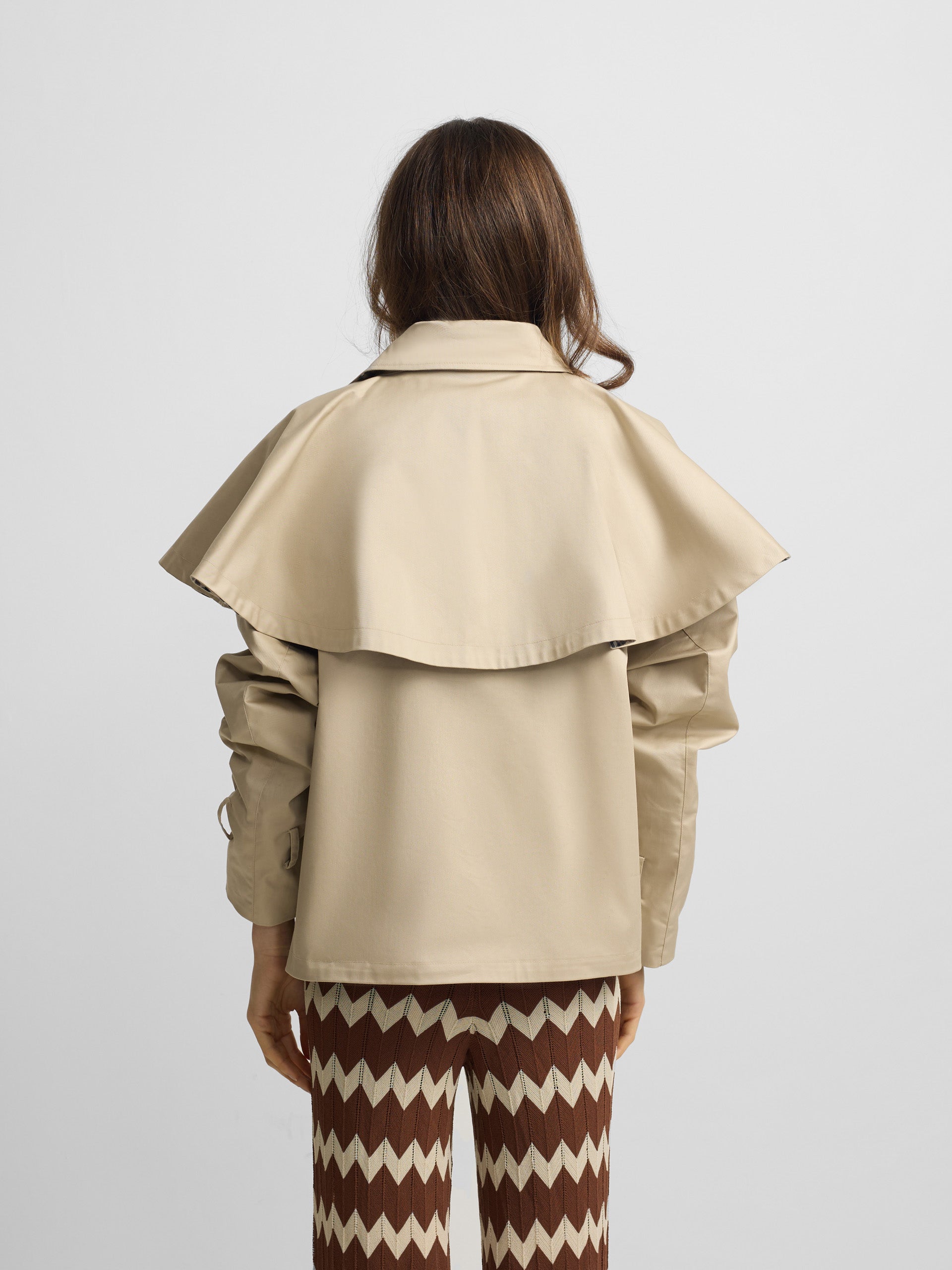 Parka corta capa marron