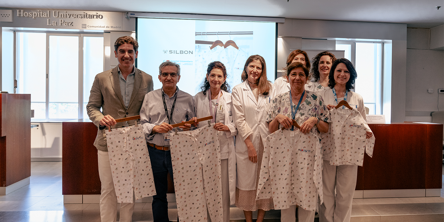 PRESENTACIÓN PIJAMAS INFANTILES EN EL HOSPITAL DE LA PAZ