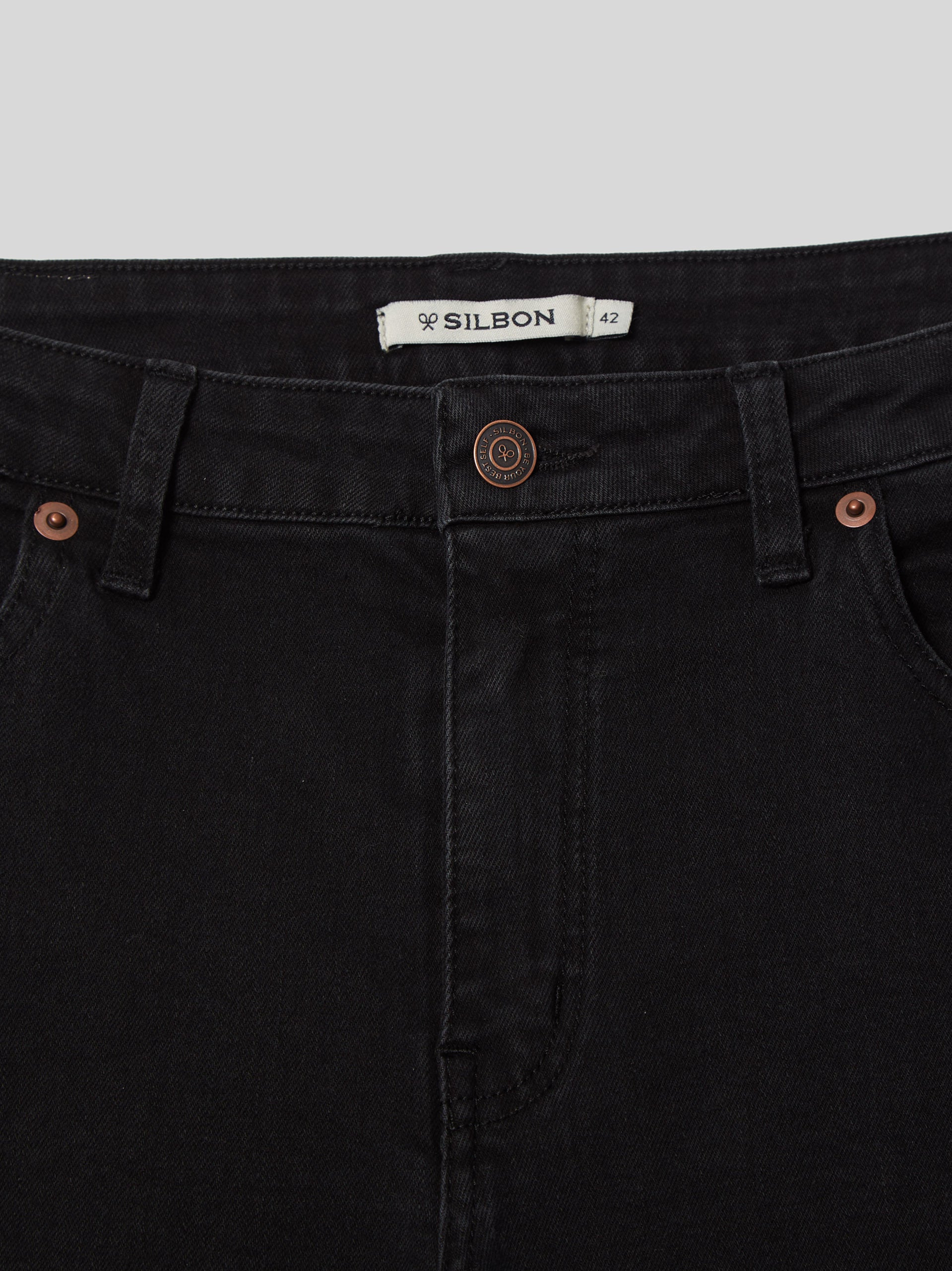 Pantalon woman slim fit negro