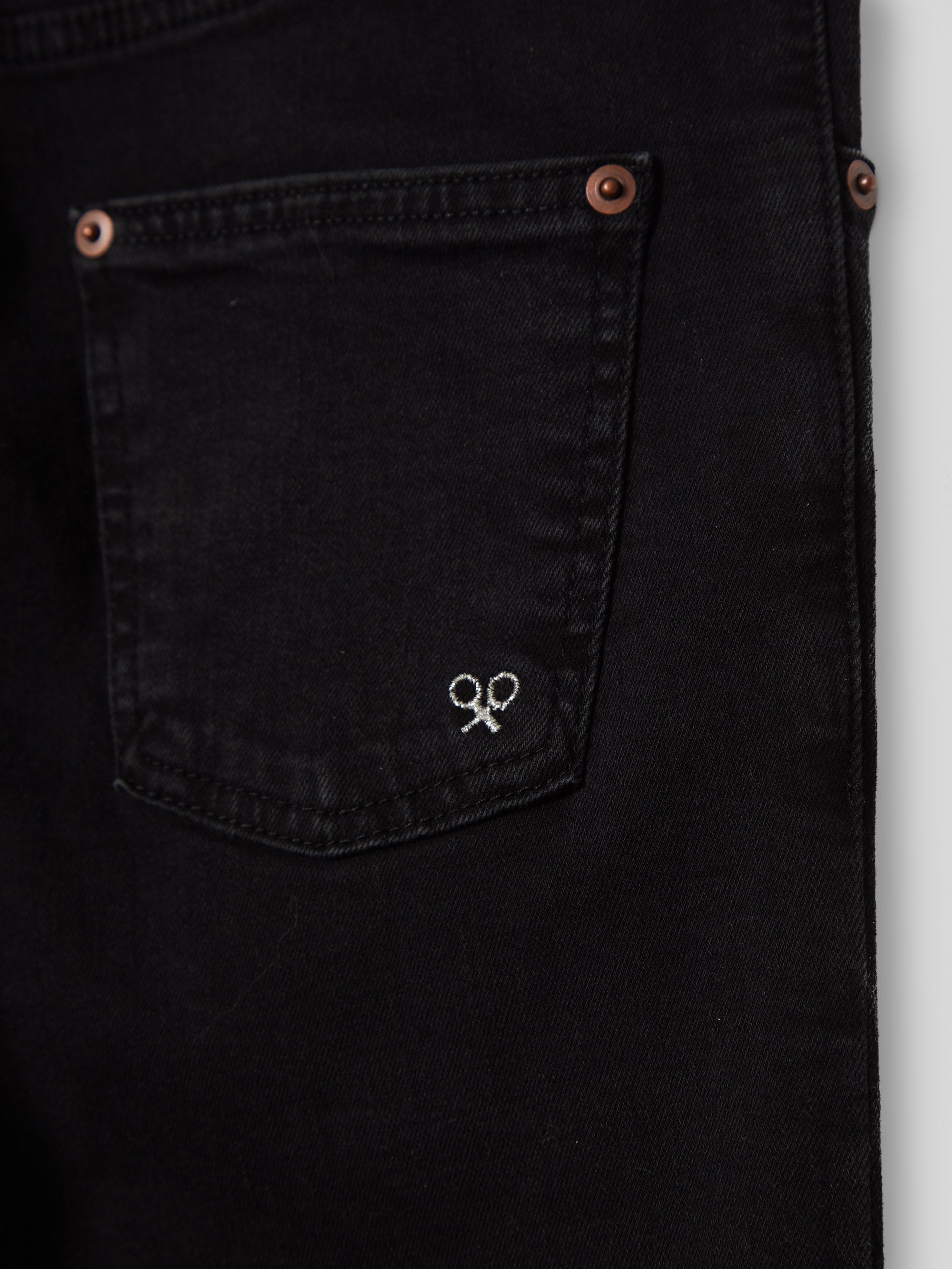 Pantalon woman slim fit negro