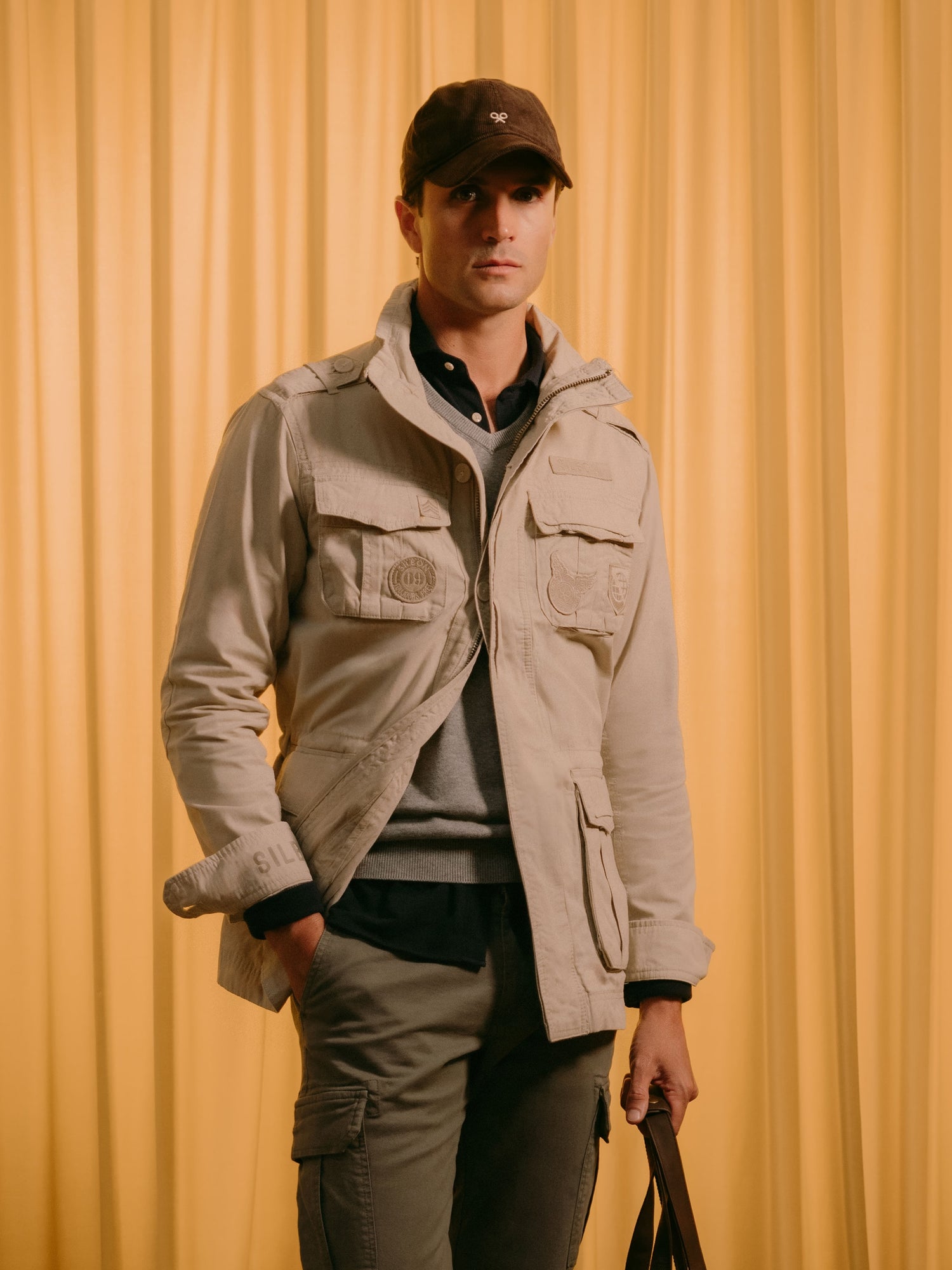 Chaqueta militar parches dye beige