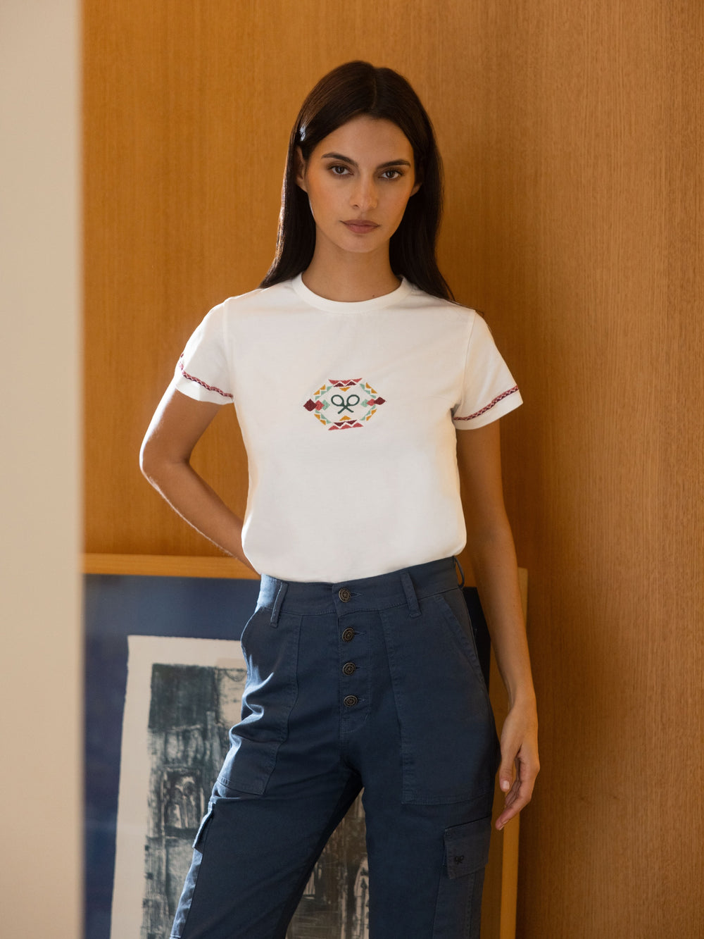 Camiseta woman bordado etnico multicolor blanca