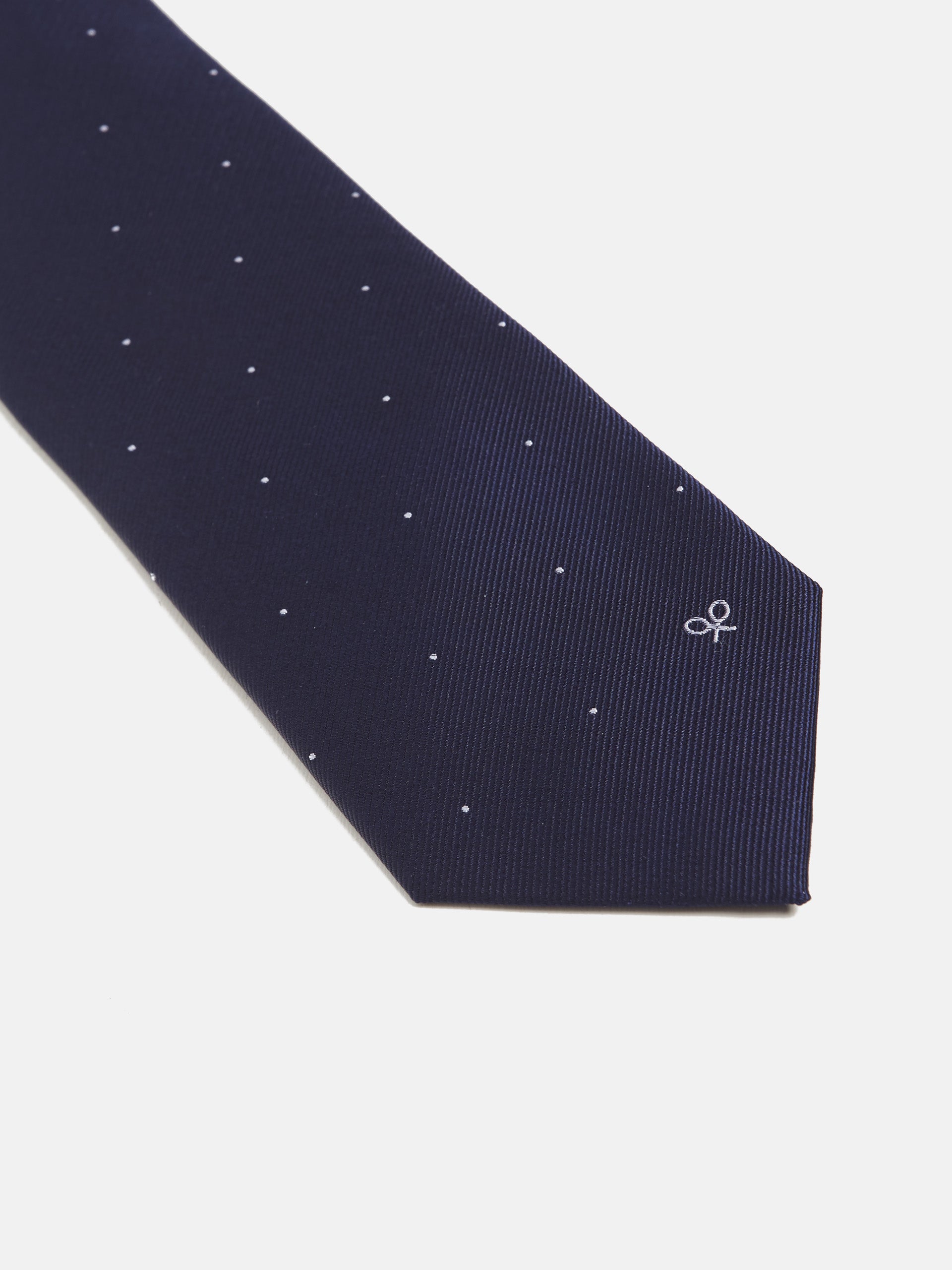 White navy micro-knit tie