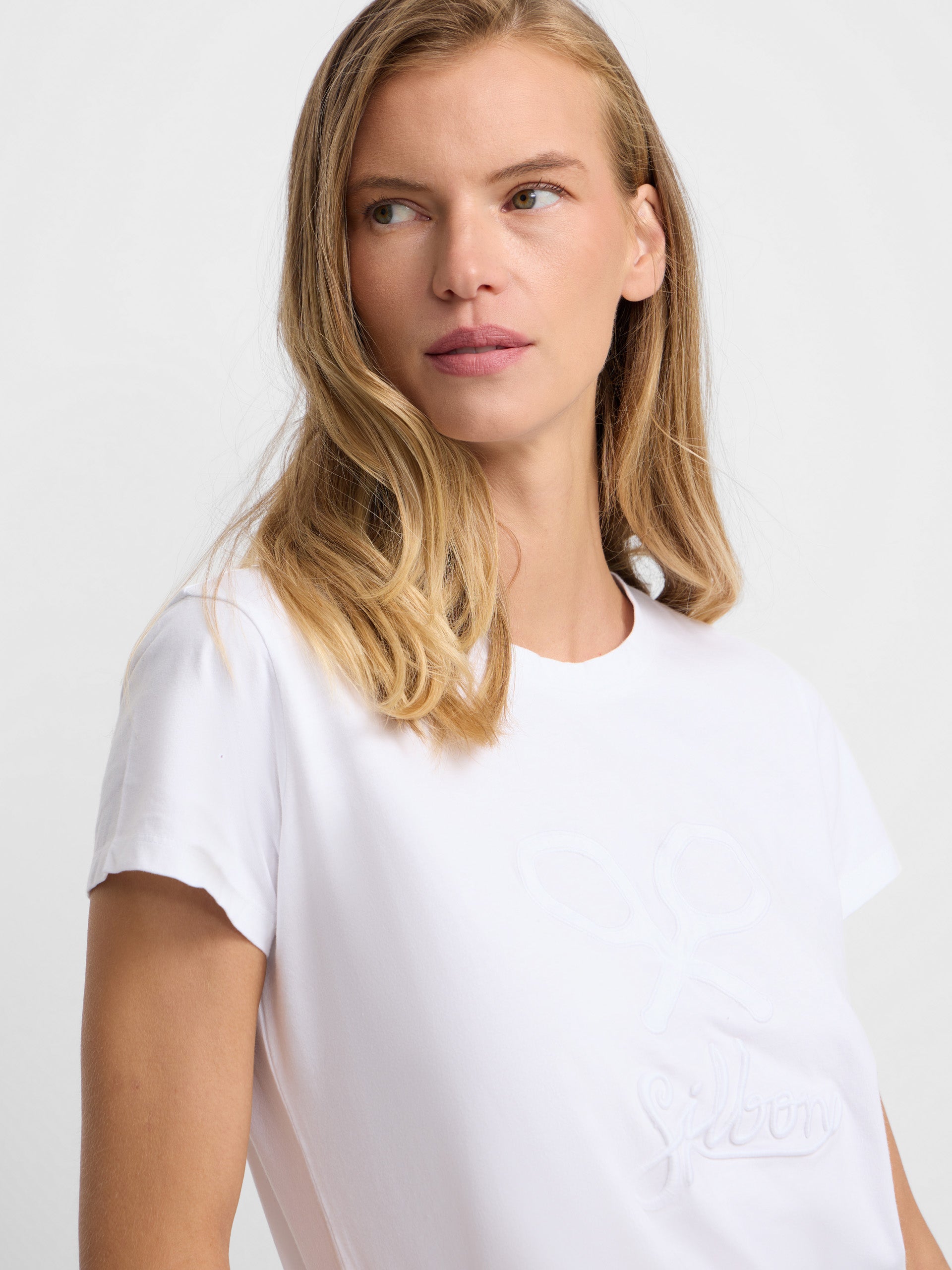 T-shirt clássica branca para mulher