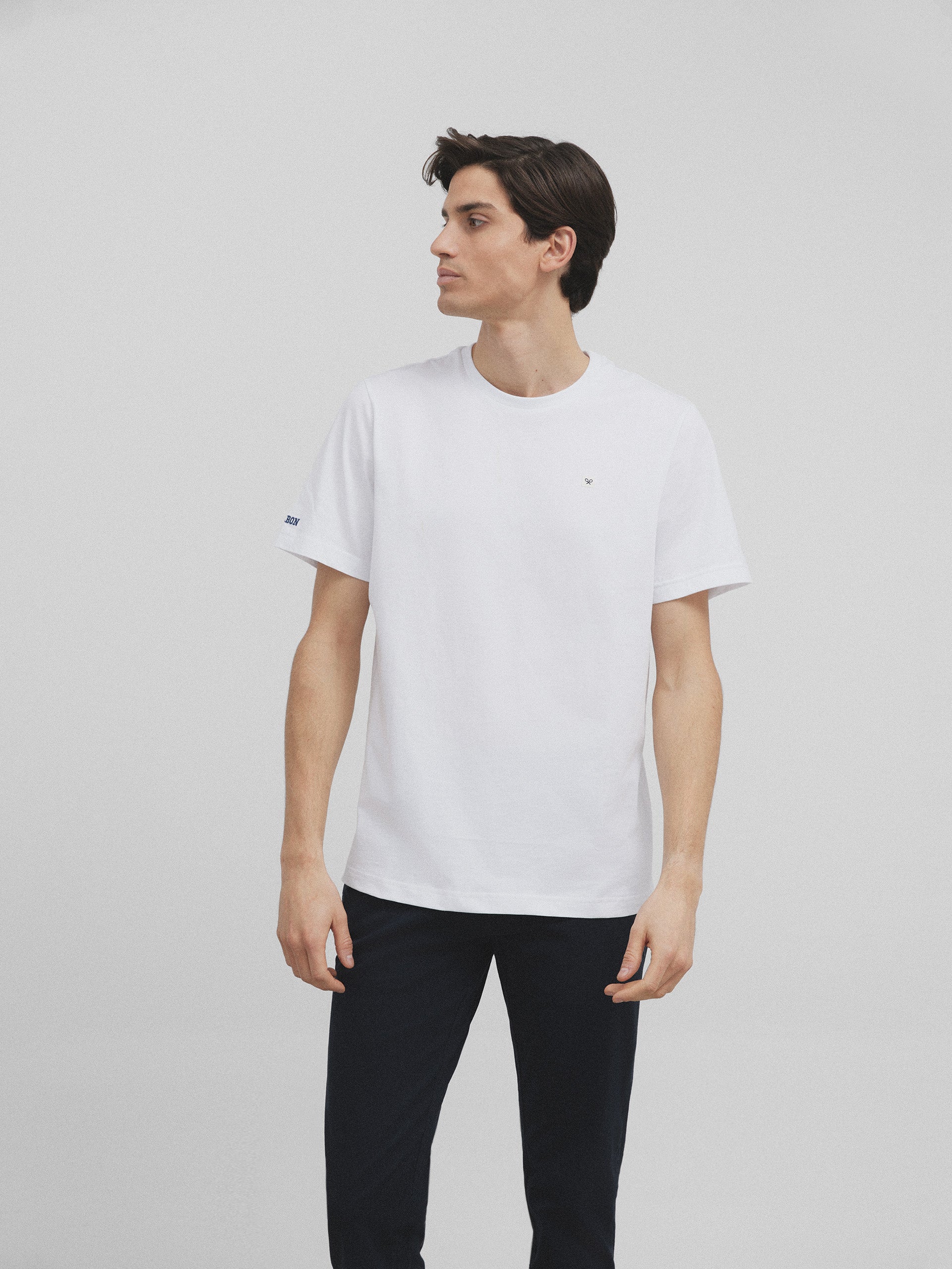 T-shirt blanc à mini patch Silbon