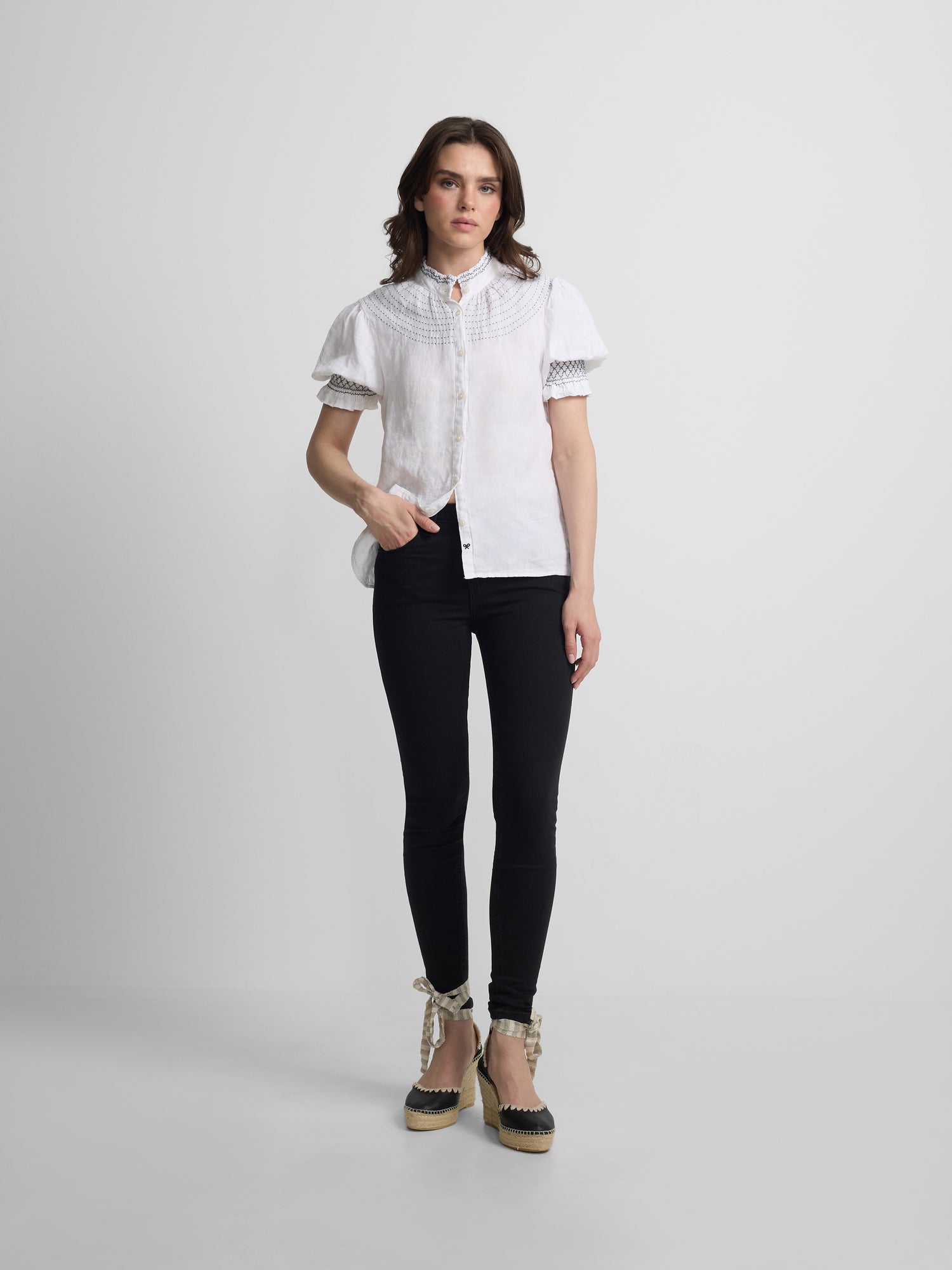 Pantalon woman slim fit negro