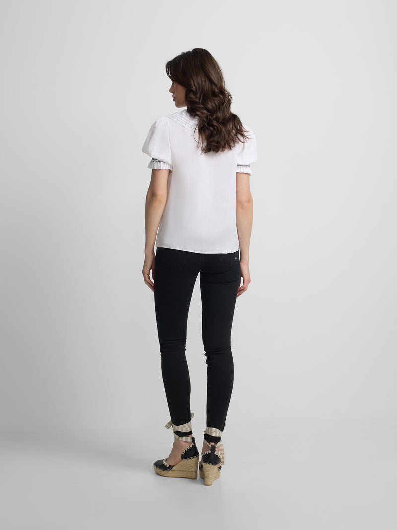 Calças slim fit pretas para mulher