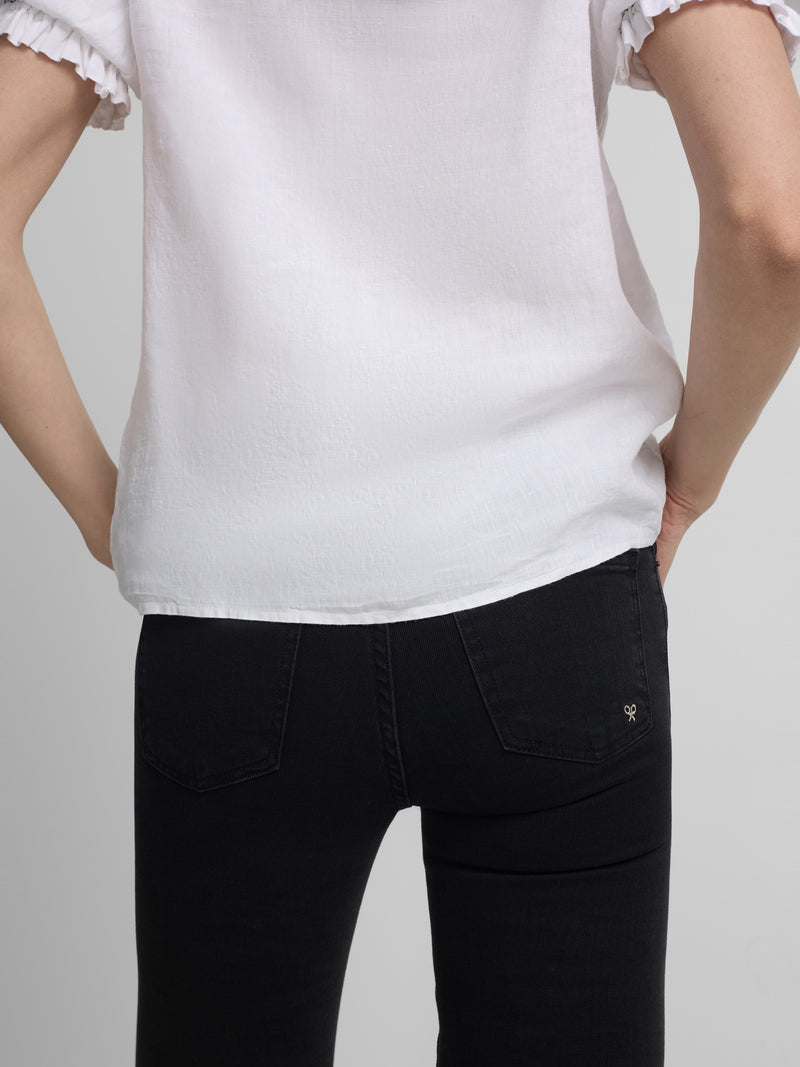 Calças slim fit pretas para mulher