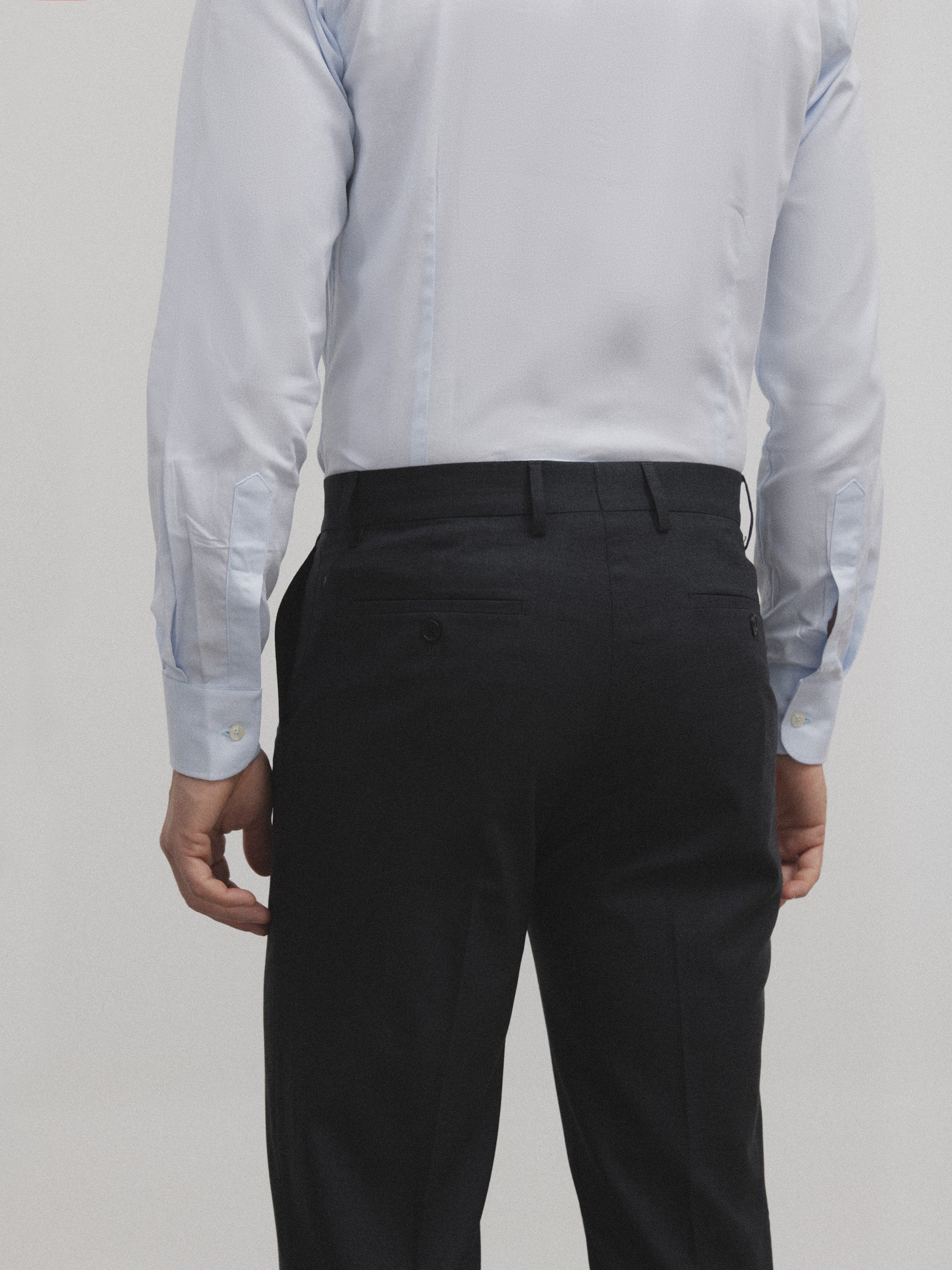 Pantalon traje natural stretch gris