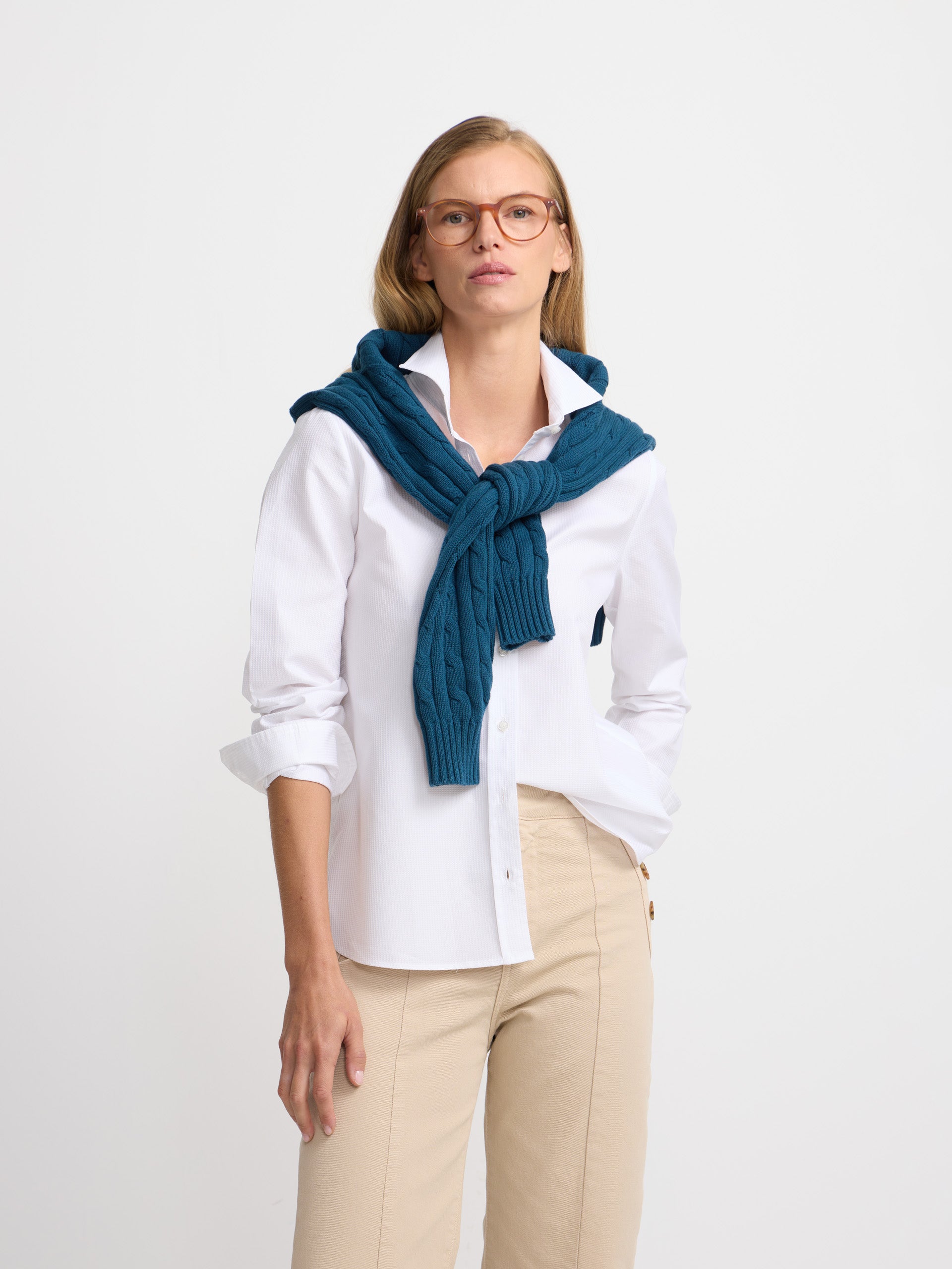 Camisa de mulher oxford branca