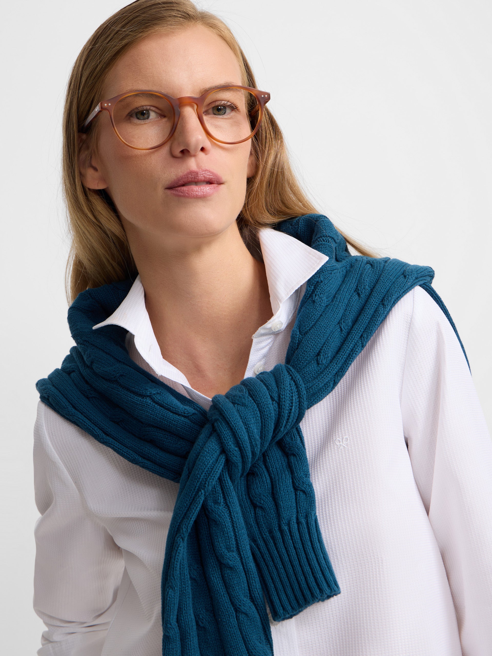 Camisa de mulher oxford branca