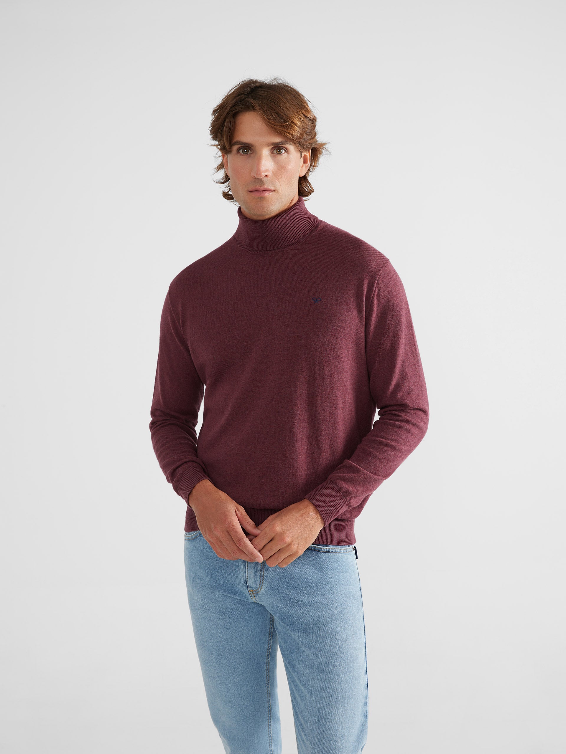 Plain burgundy turtleneck sweater