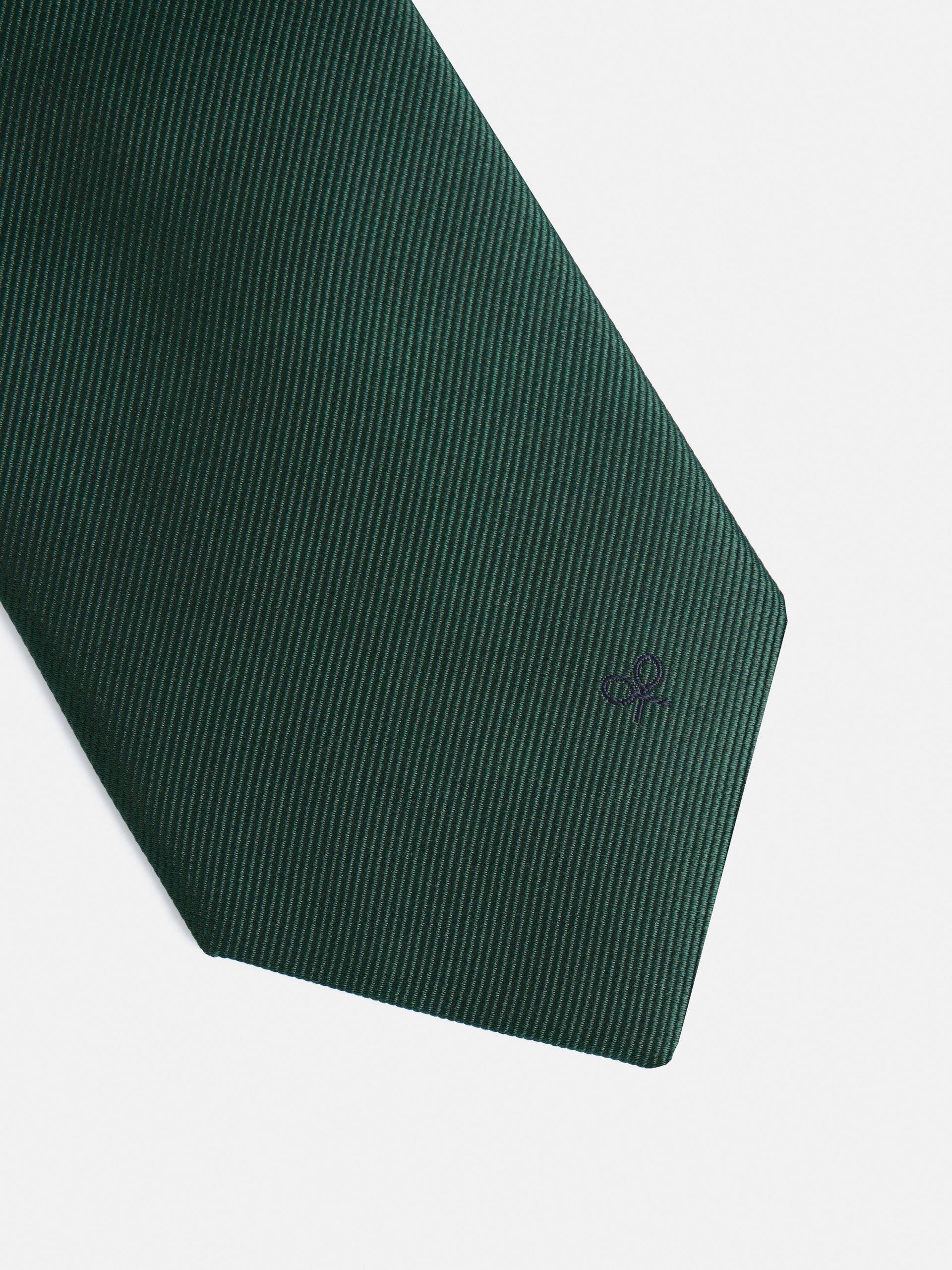 Cravate en silbon vert lisse