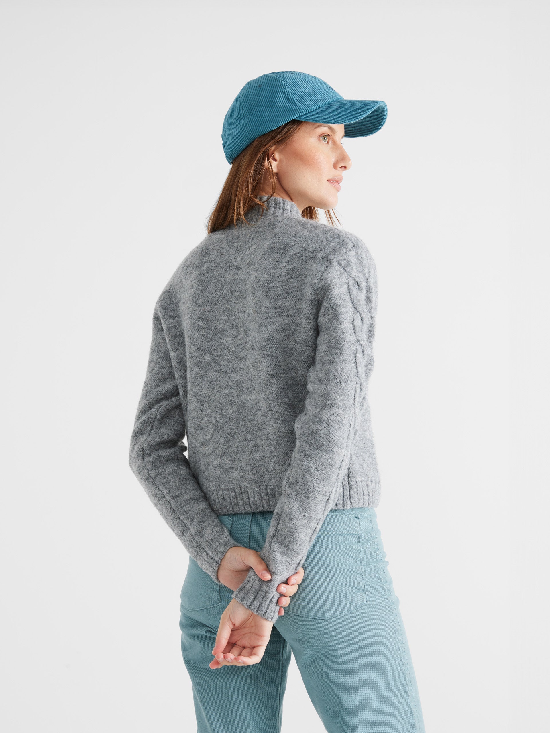 Gray eight front knit sweater